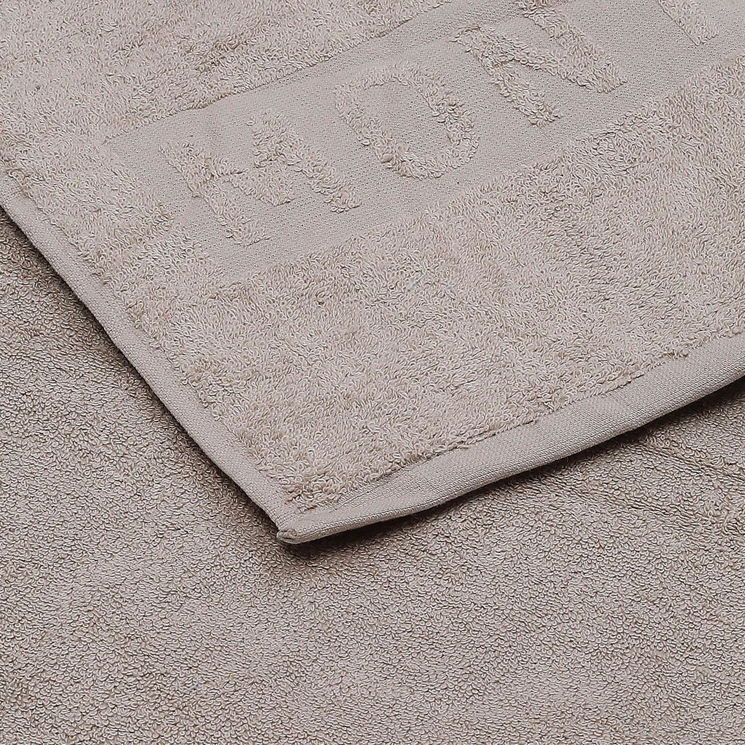 Grey Cotton 525 GSM Bath Towel - Image 3