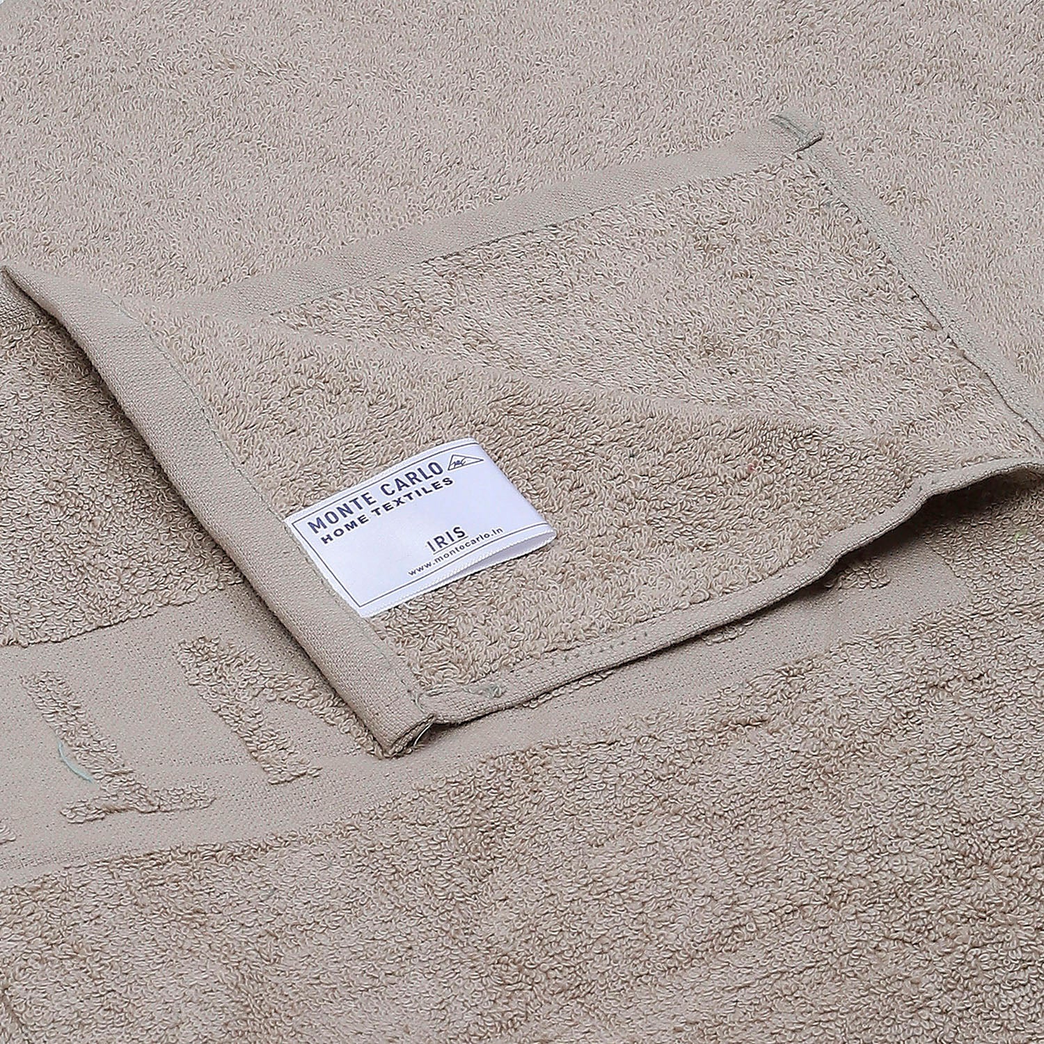 Grey Cotton 525 GSM Bath Towel - Image 4