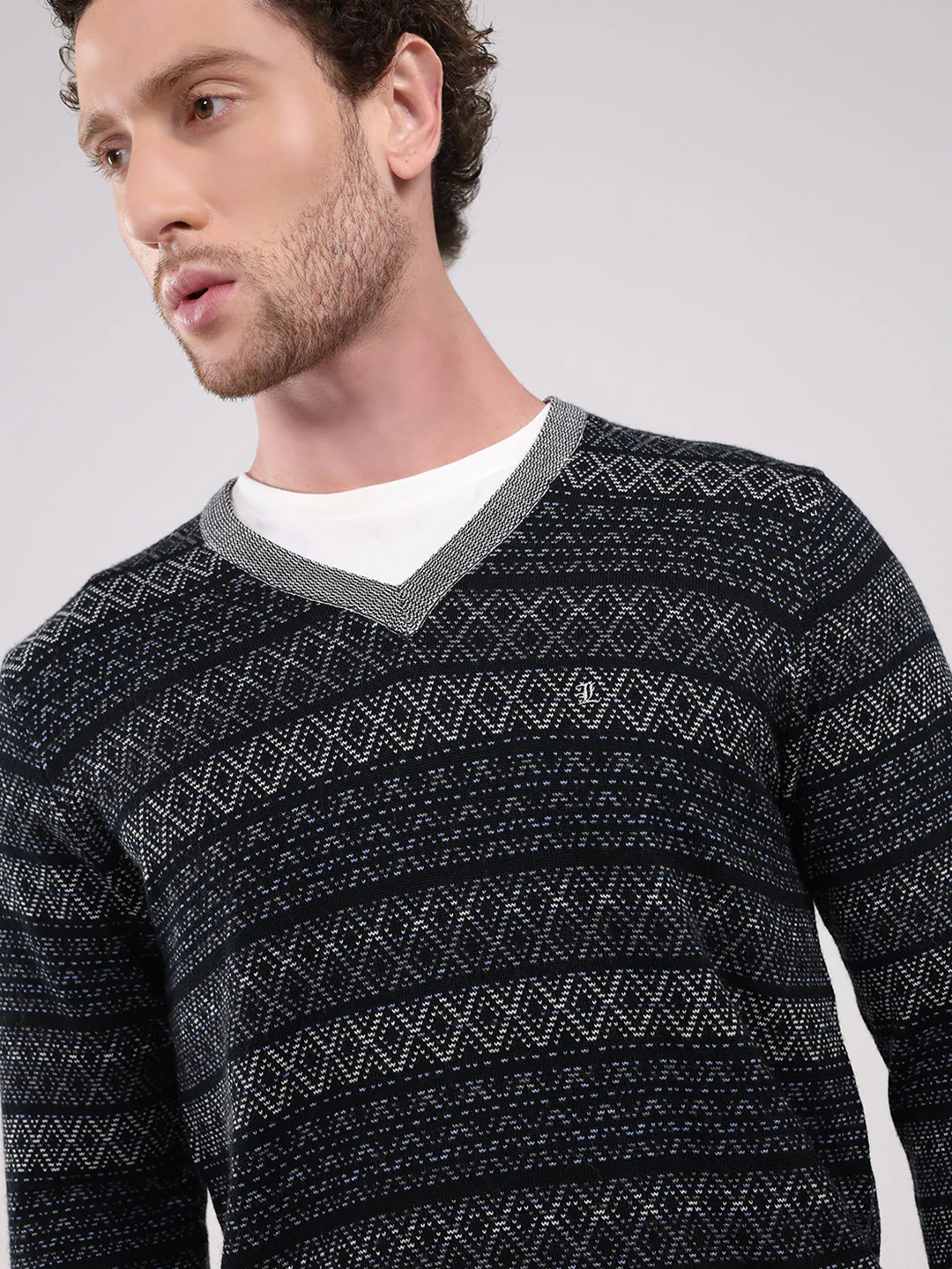 Luxuria Men Black Printed V Neck Full Sleeve Pullover - Image 6