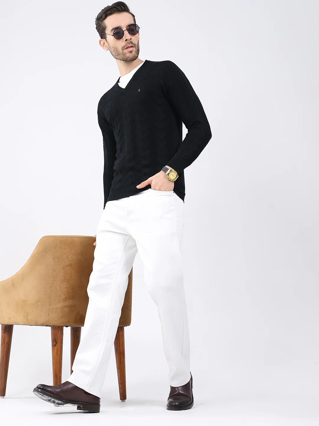 Luxuria Men Black Self Design V Neck Full Sleeve Pullover - Image 2