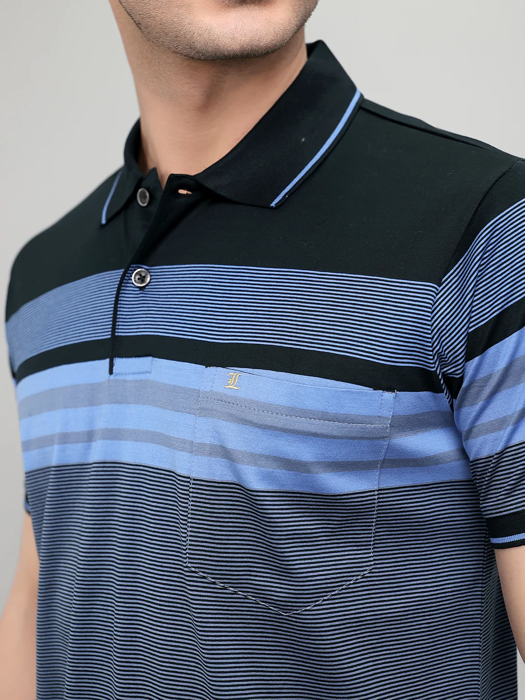 Luxuria Men Black Stripe Collar Half Sleeve T-Shirt - Image 4