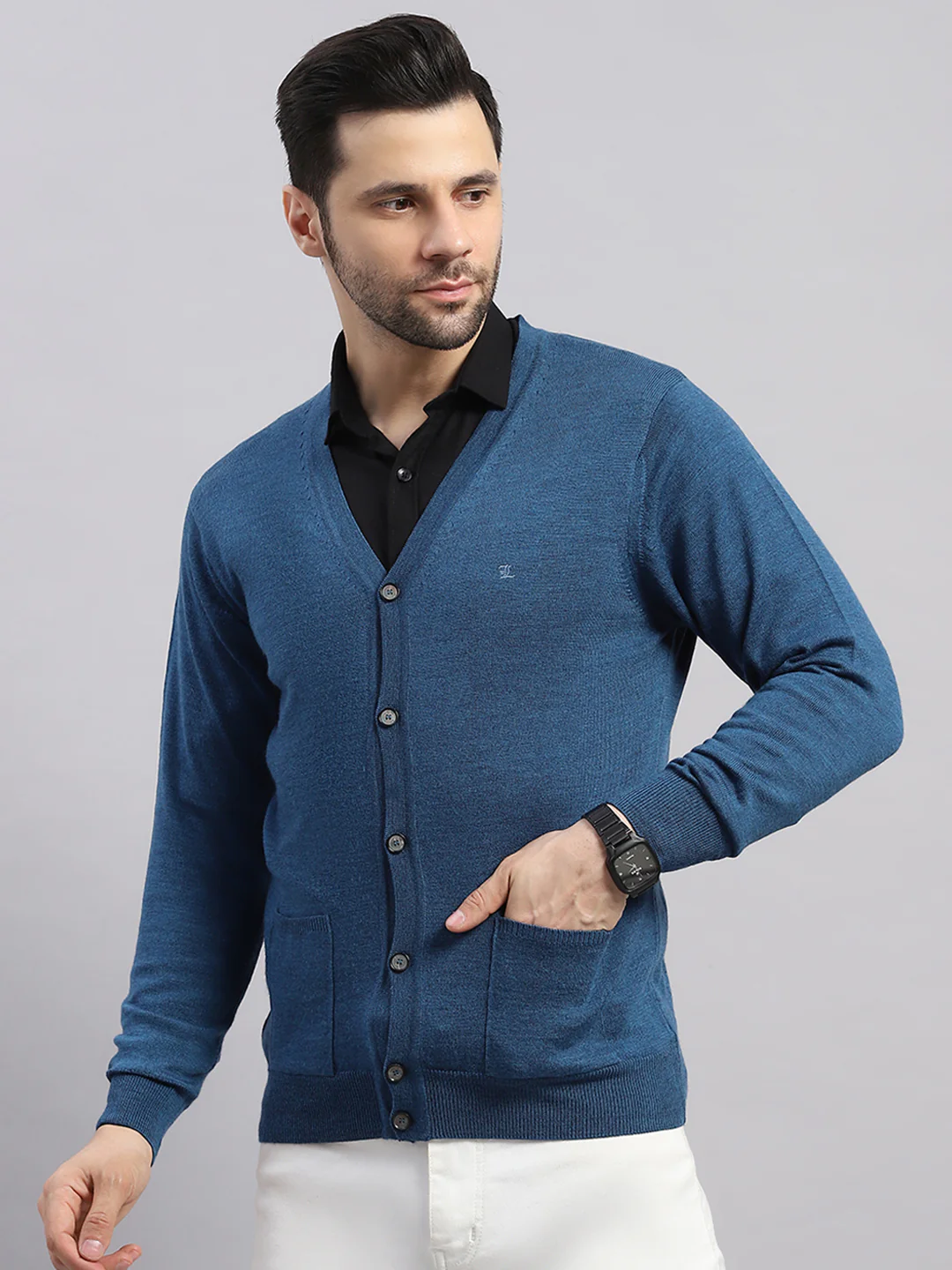 Luxuria Men Blue Solid V Neck Full Sleeve Cardigan - Image 3