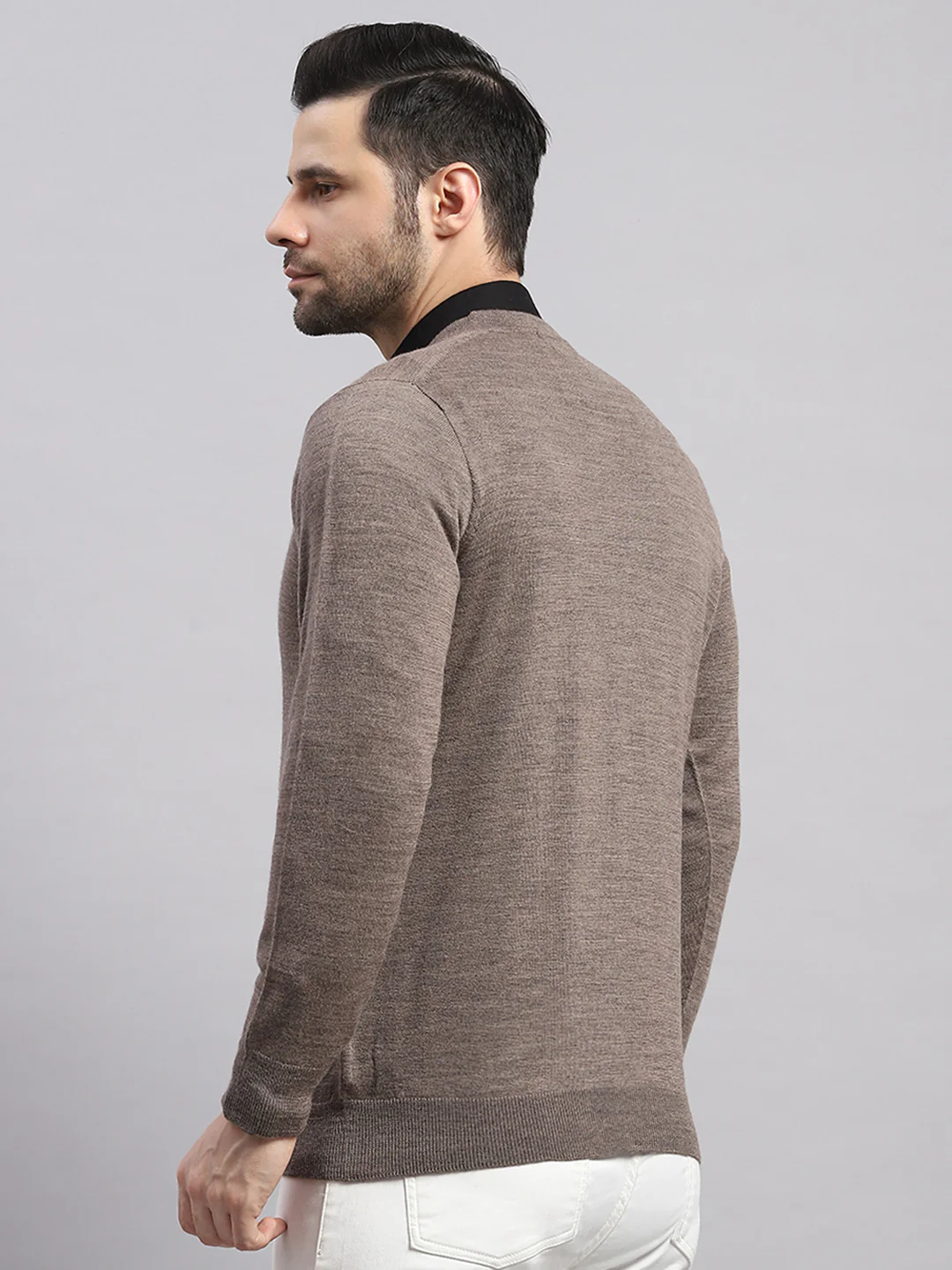 Luxuria Men Brown Solid V Neck Full Sleeve Cardigan - Image 5