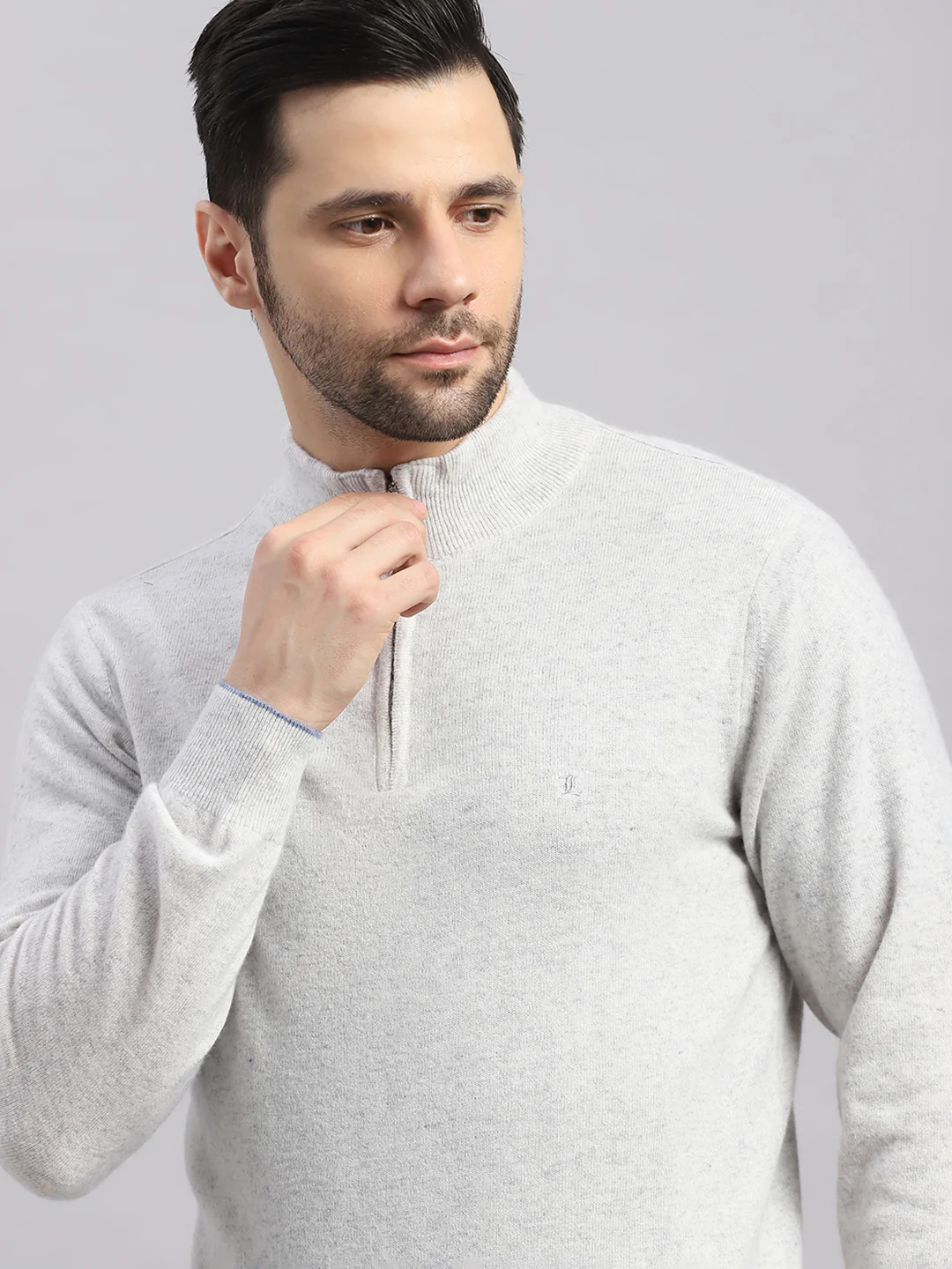 Luxuria Men Light Grey Solid Collar Full Sleeve Pullover - Image 7