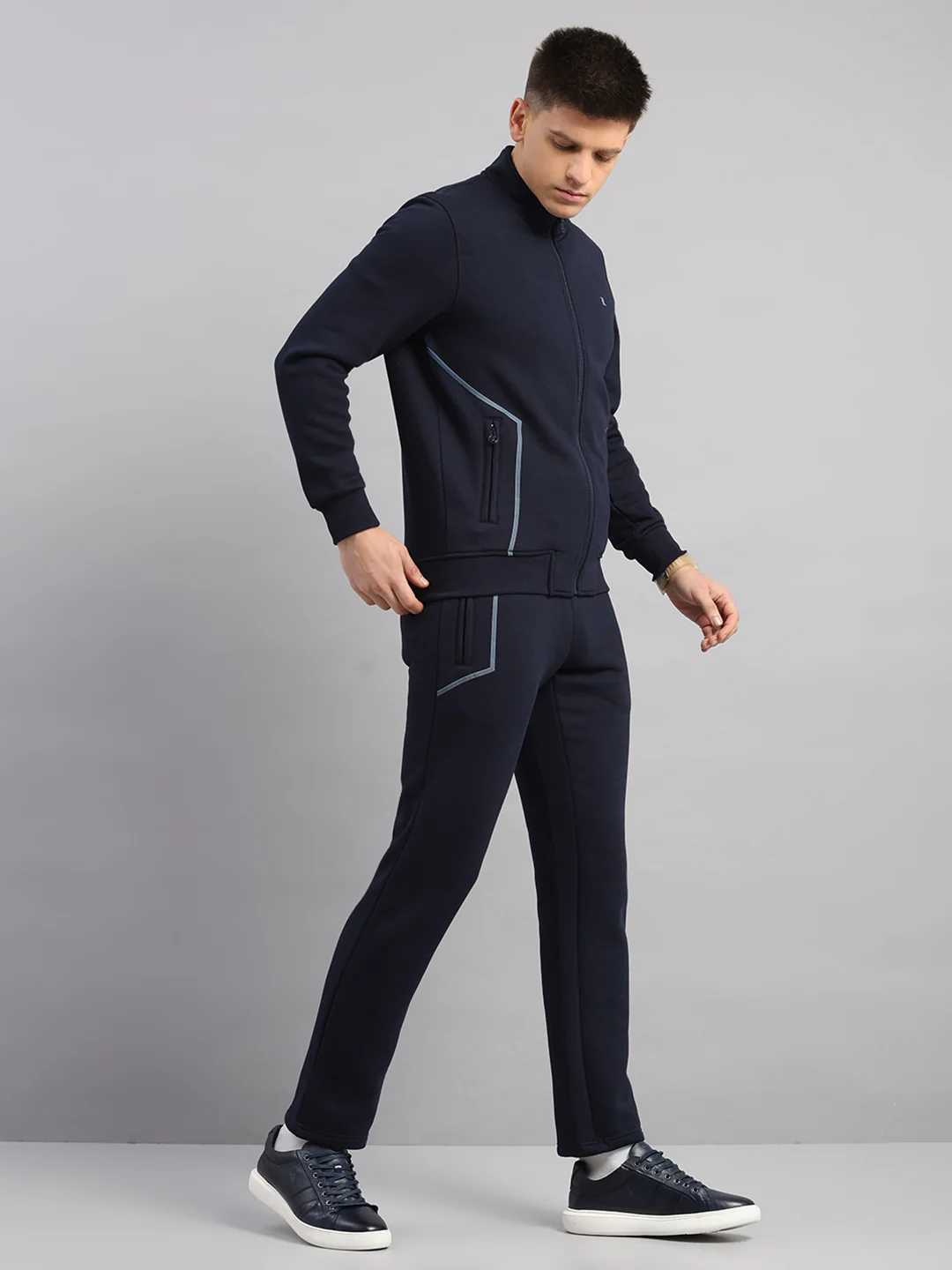 Luxuria Men Navy Blue Solid Collar Full Sleeve Winter Tracksuit - Image 4