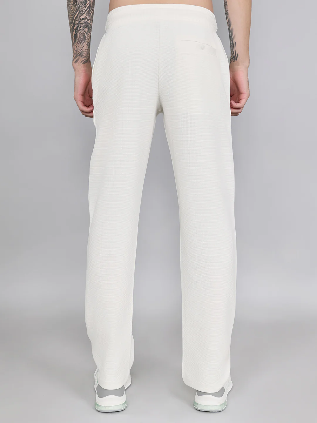 Luxuria Men White Solid Regular Fit Lower - Image 4