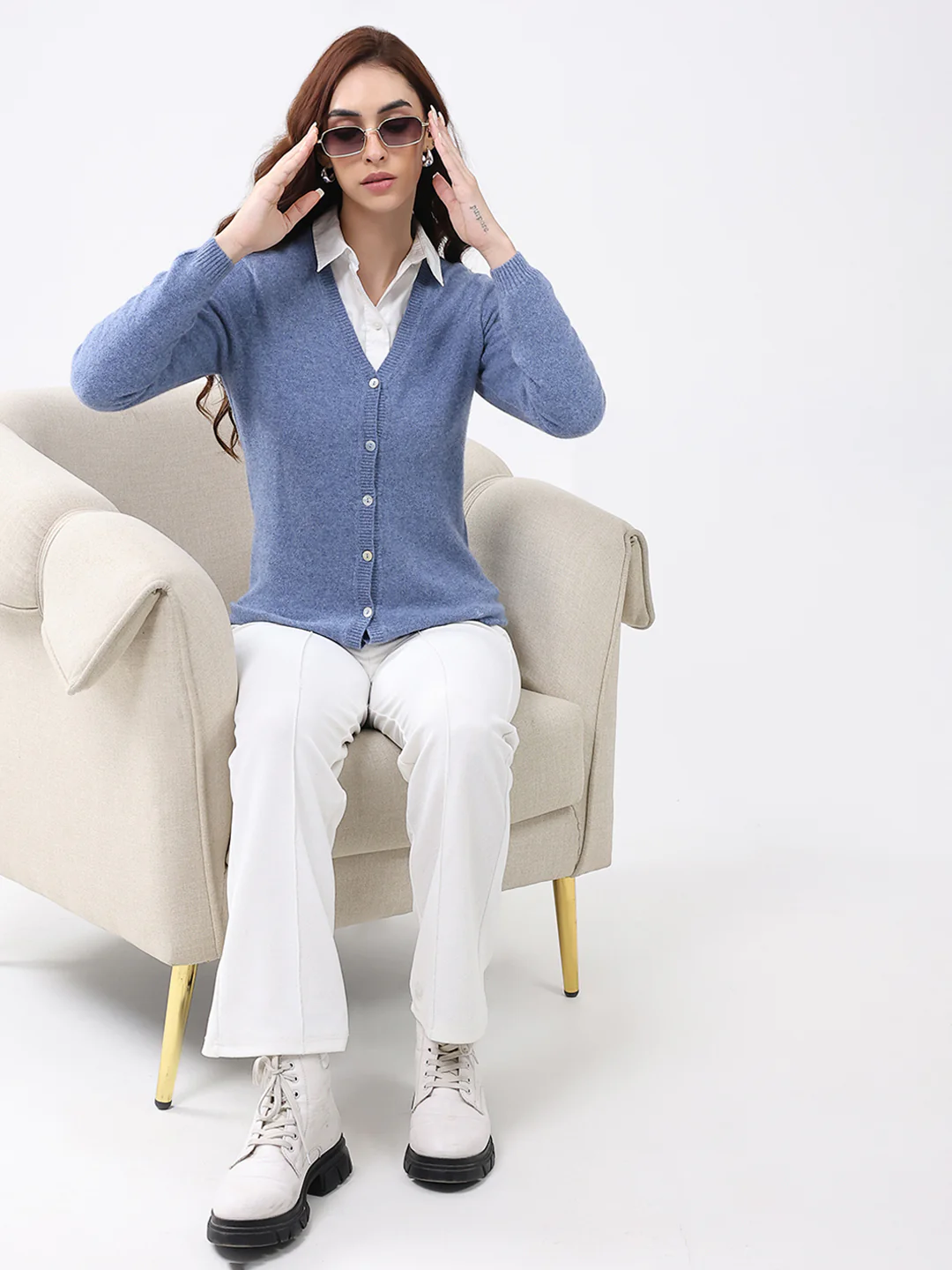 Luxuria Women Blue Solid V Neck Full Sleeve Cardigan - Image 2
