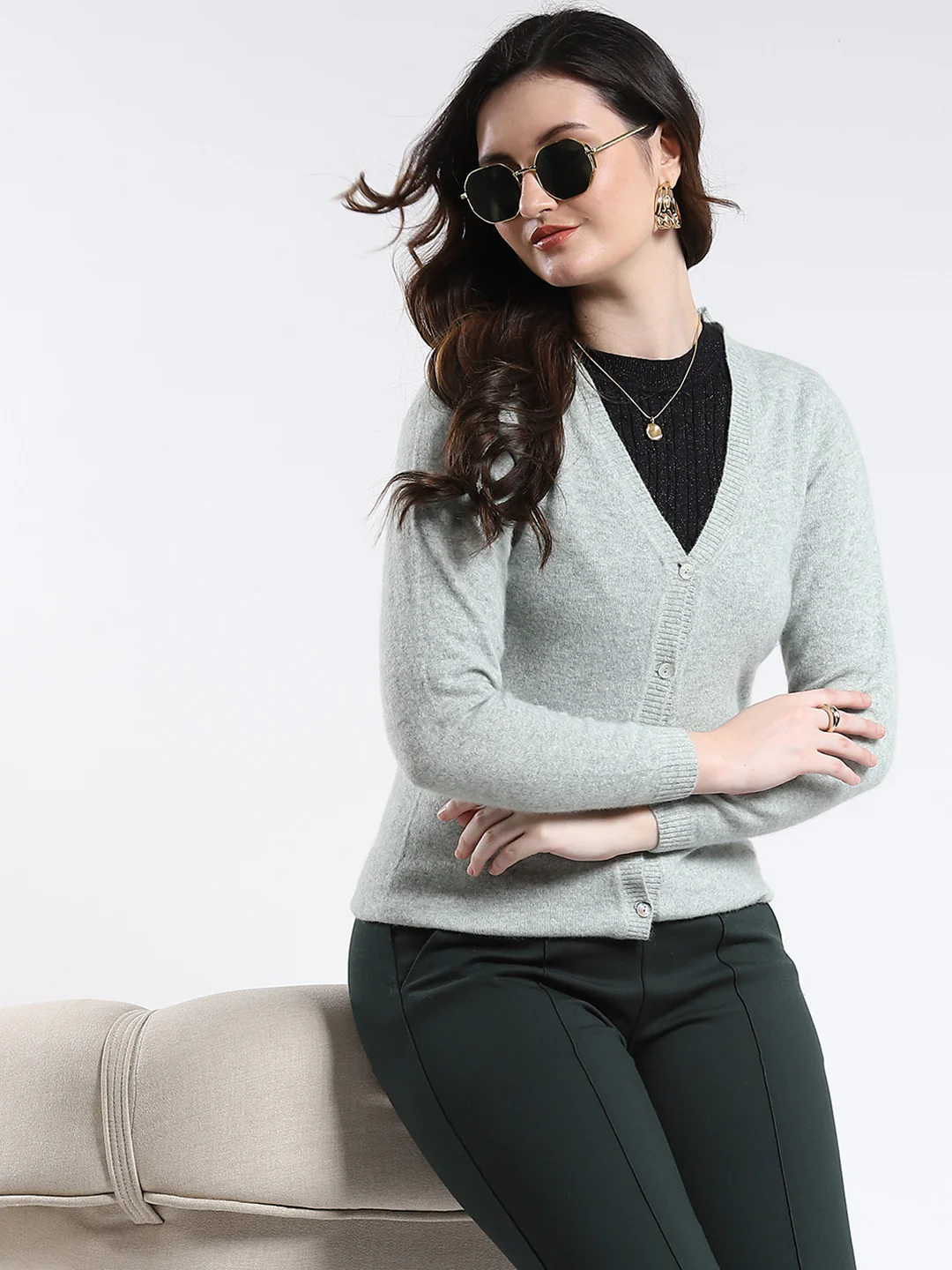 Luxuria Women Grey Solid V Neck Full Sleeve Cardigan - Image 6
