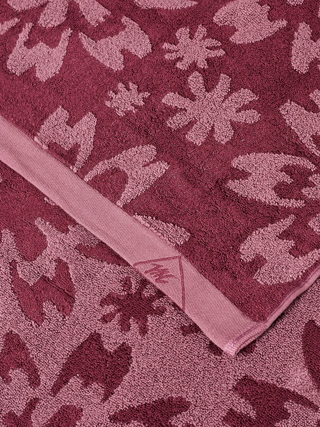 Luxury Burgundy Bamboo Cotton Self Design 630 GSM Bath Towel Eco Bamboo Bliss 1 Pc Pvc - Image 6
