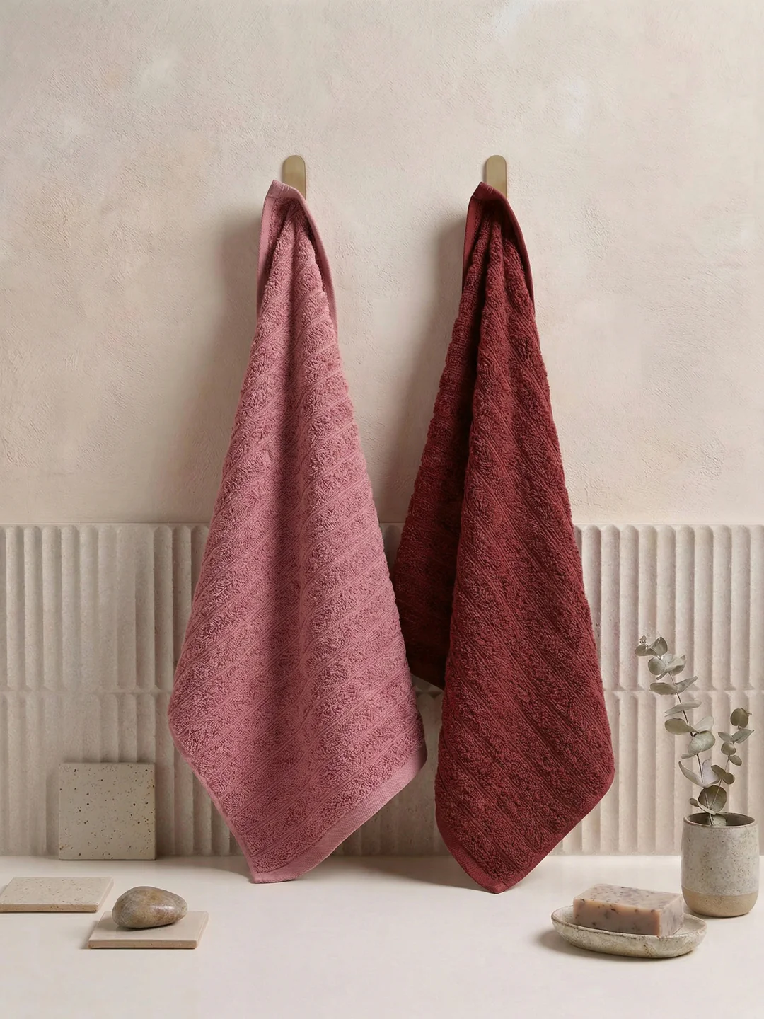 Maroon & Pink 100% Cotton Solid 500 GSM Bath Towel Sensations 4 Pc Set Gifting Box Pack - Image 2