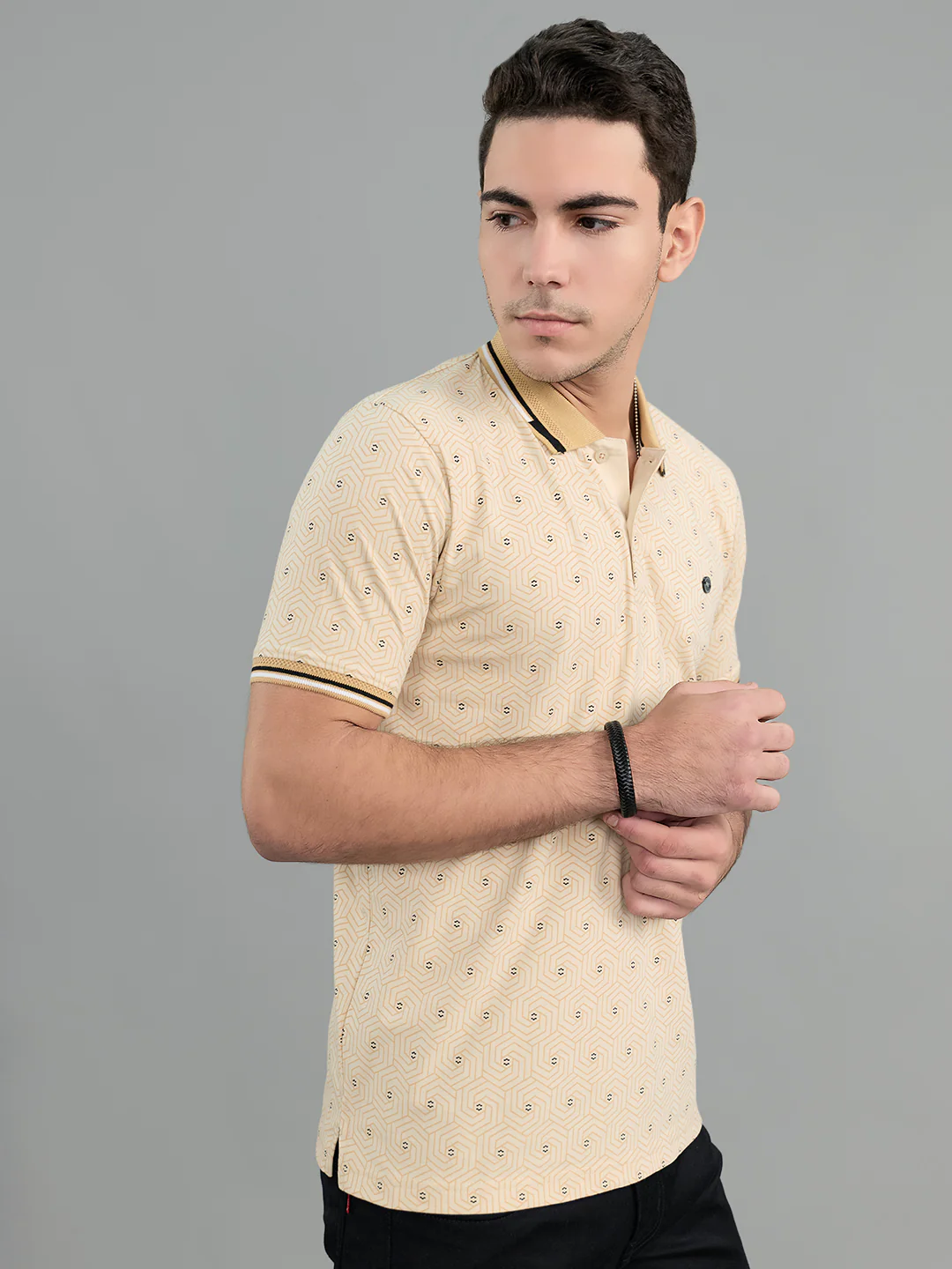 Men Beige Geometric Polo Collar Half Sleeve T-Shirt - Image 3