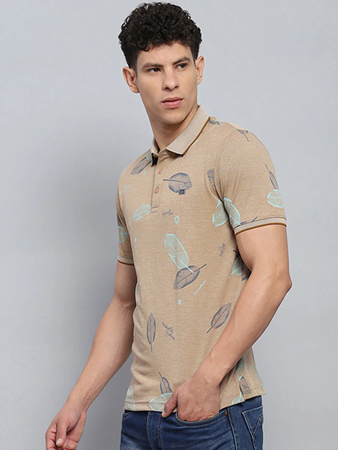 Men Beige Printed Collar Half Sleeve T-Shirt - Image 3
