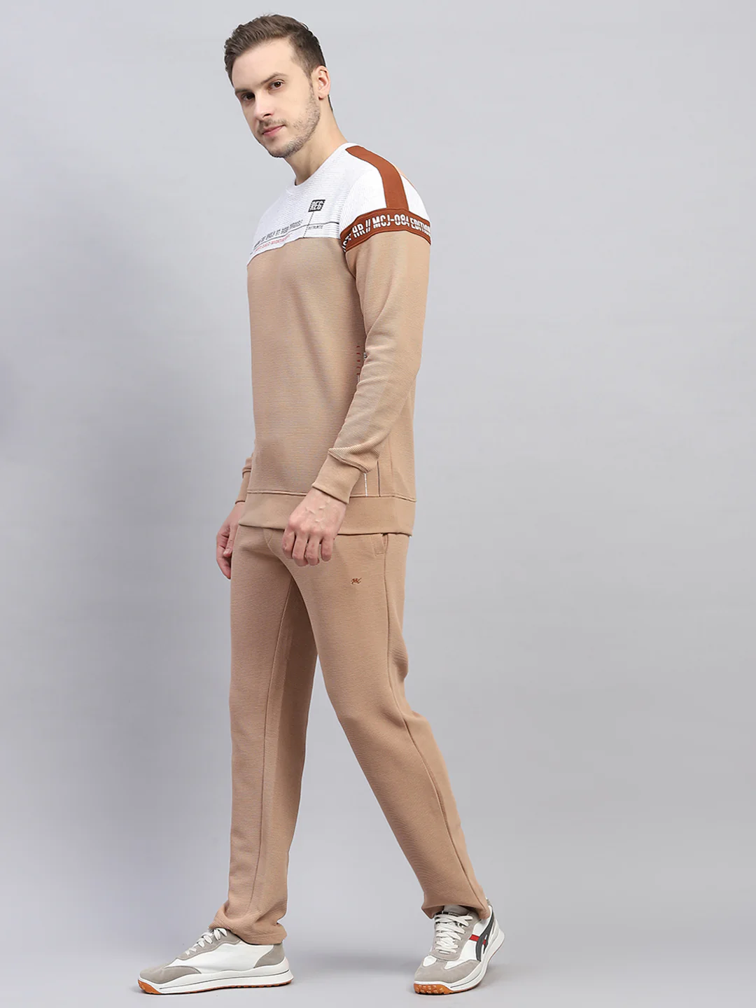 Men Beige Printed Round Neck Full Sleeve Winter Tracksuit - Image 3