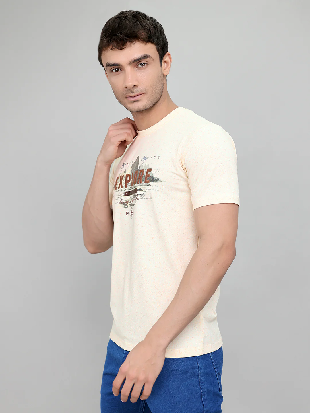 Men Beige Printed Round Neck Half Sleeve T-Shirt - Image 3