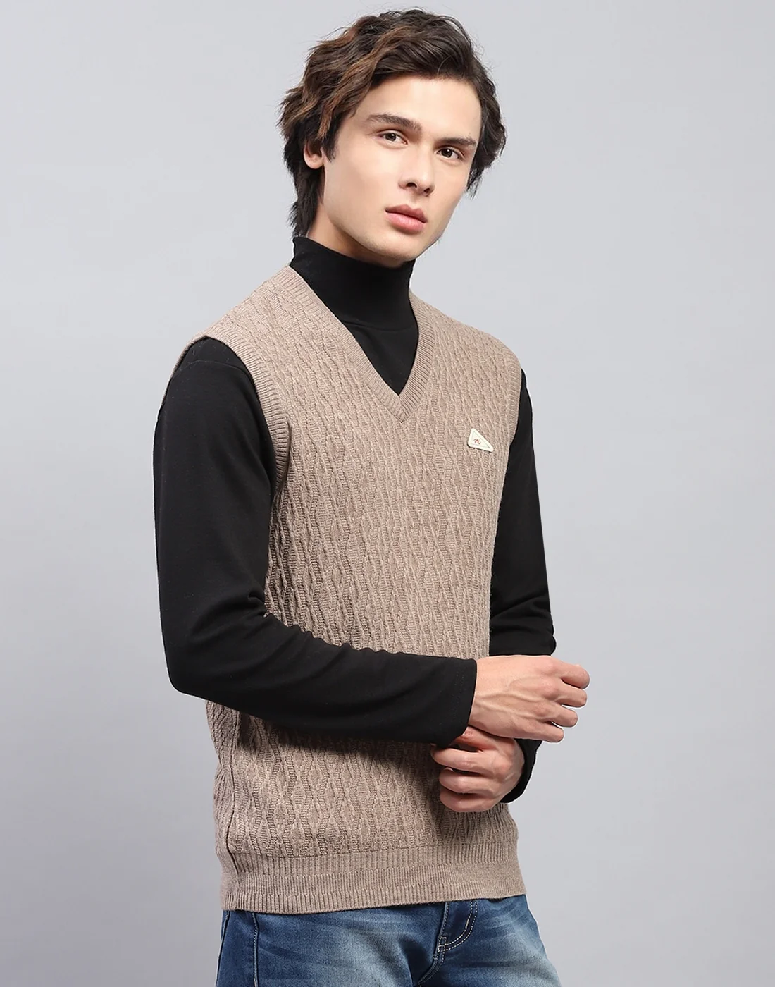 Men Beige Self Design V Neck Sleeveless Sweater - Image 4