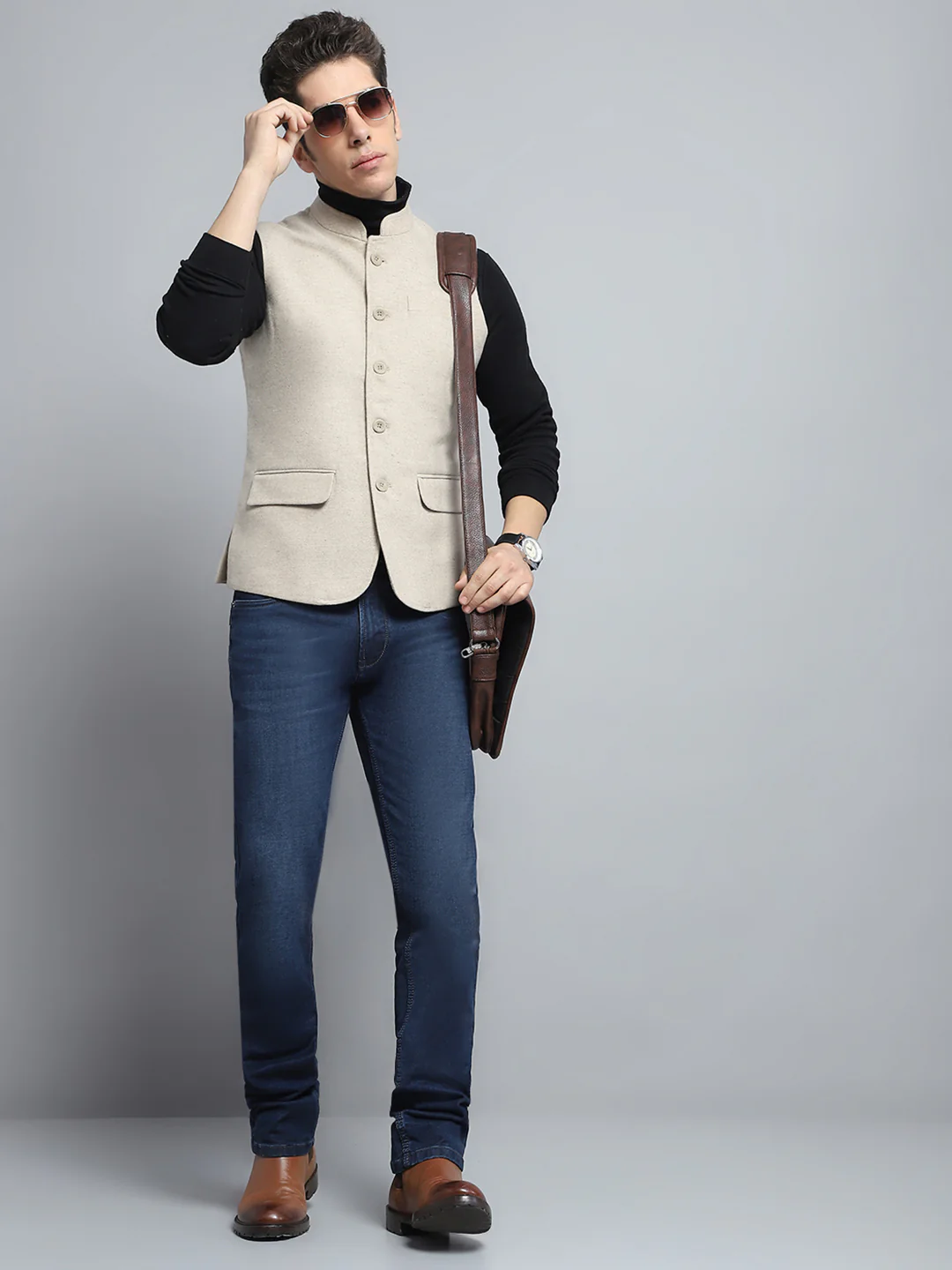 Men Beige Solid Band Collar Sleeveless Jacket - Image 2