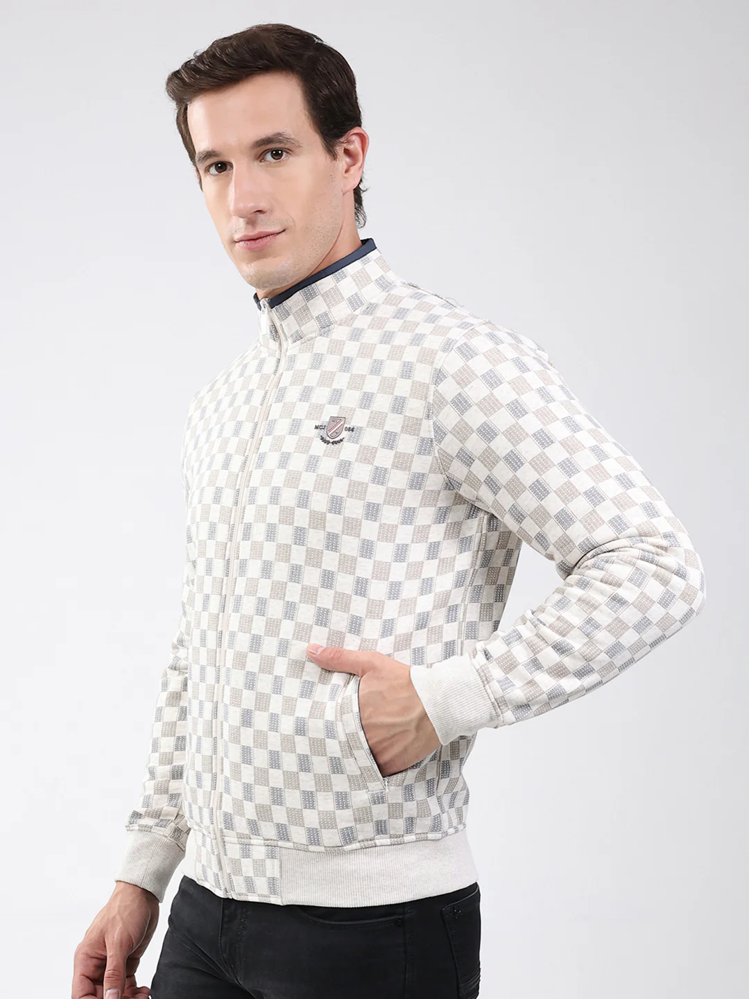 Men Beige Solid Band Neck Full Sleeve Sweatshirt - Image 3
