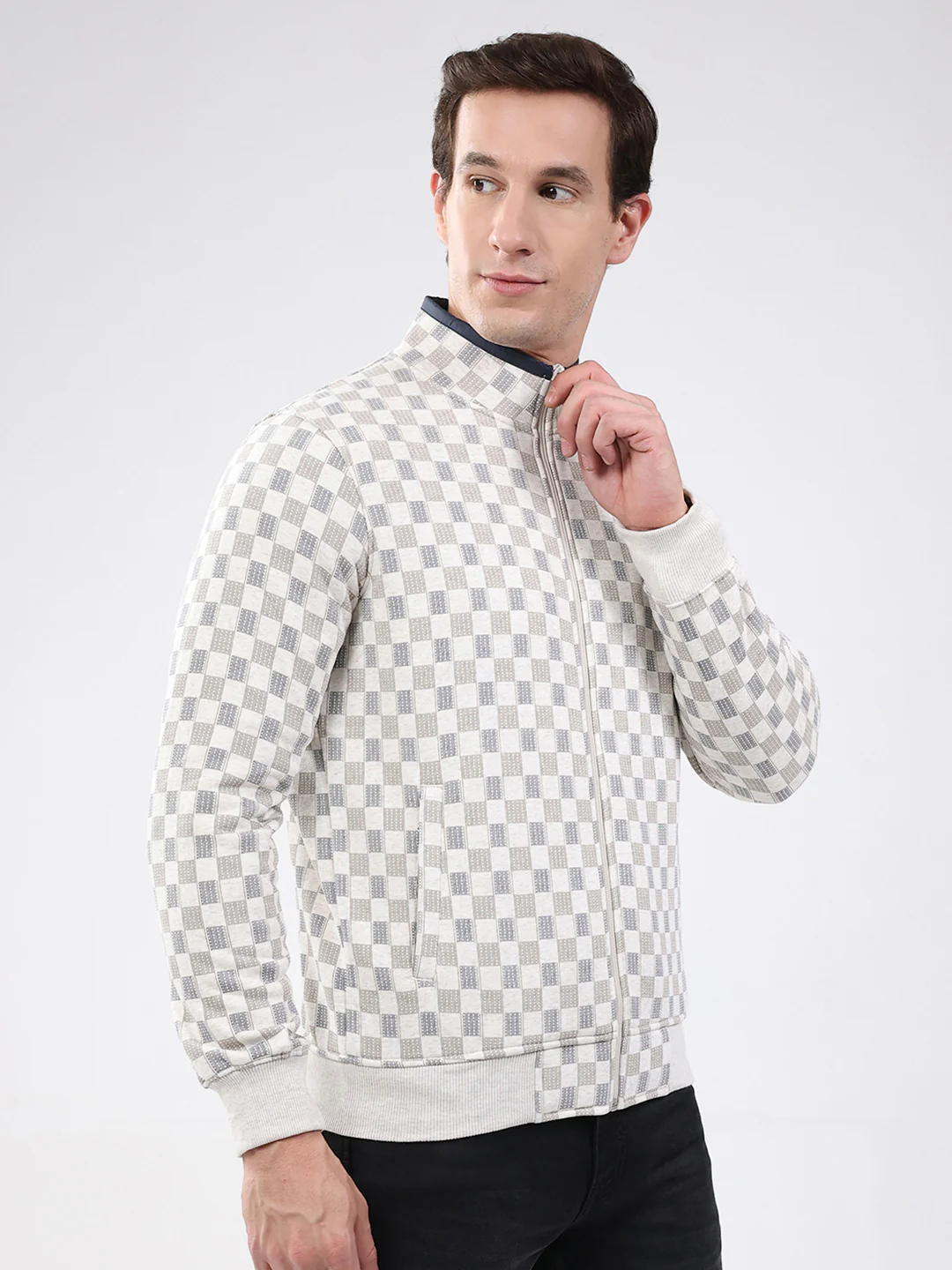 Men Beige Solid Band Neck Full Sleeve Sweatshirt - Image 4