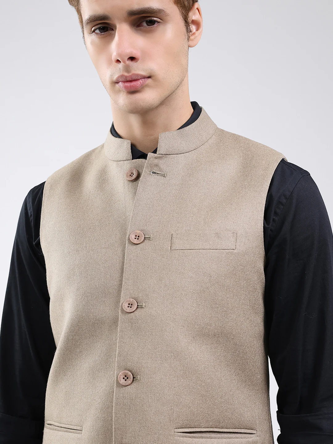 Men Beige Solid Band Neck Sleeveless Jacket - Image 6