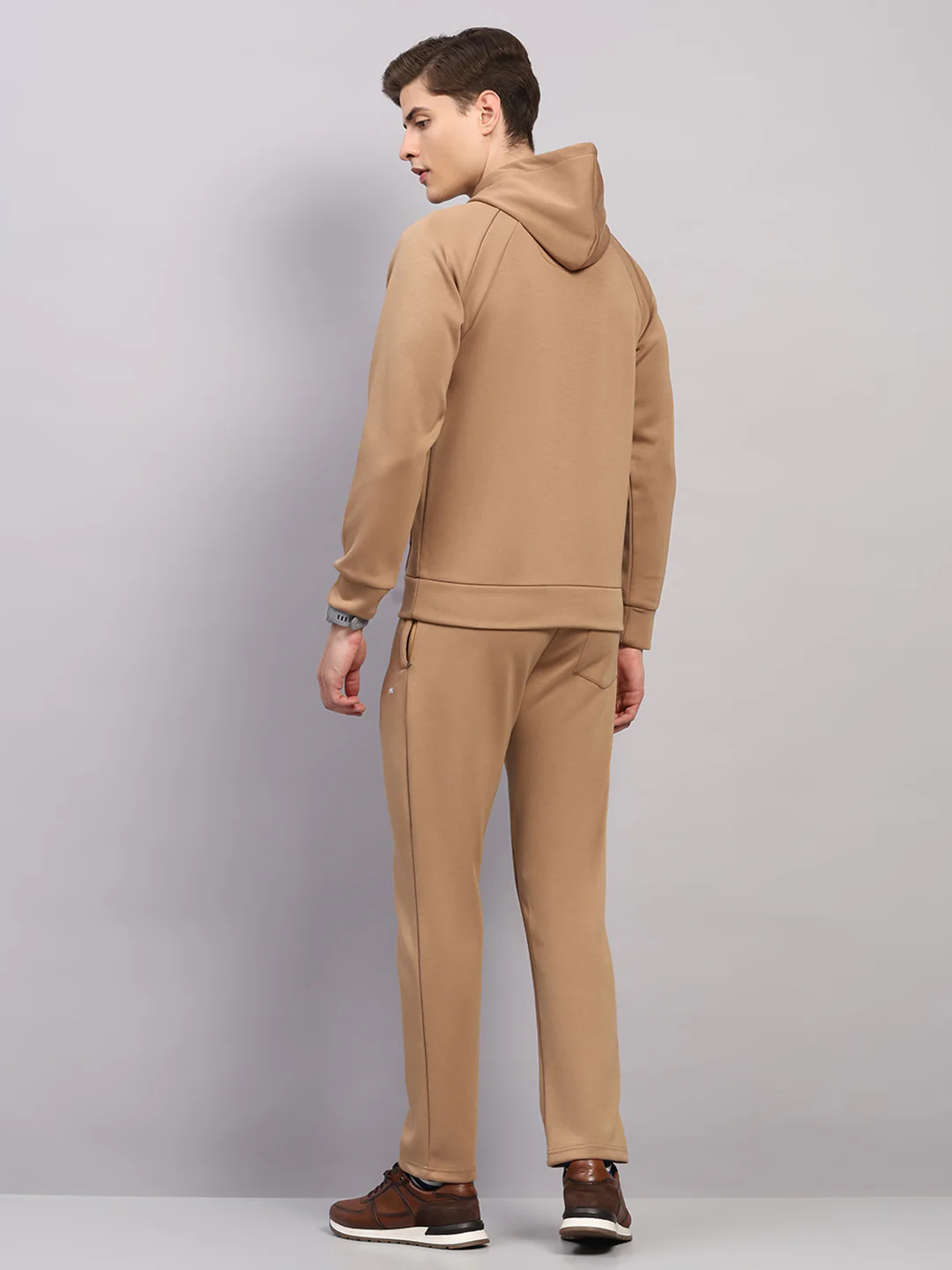 Men Beige Solid Collar Full Sleeve Winter Tracksuit - Image 5