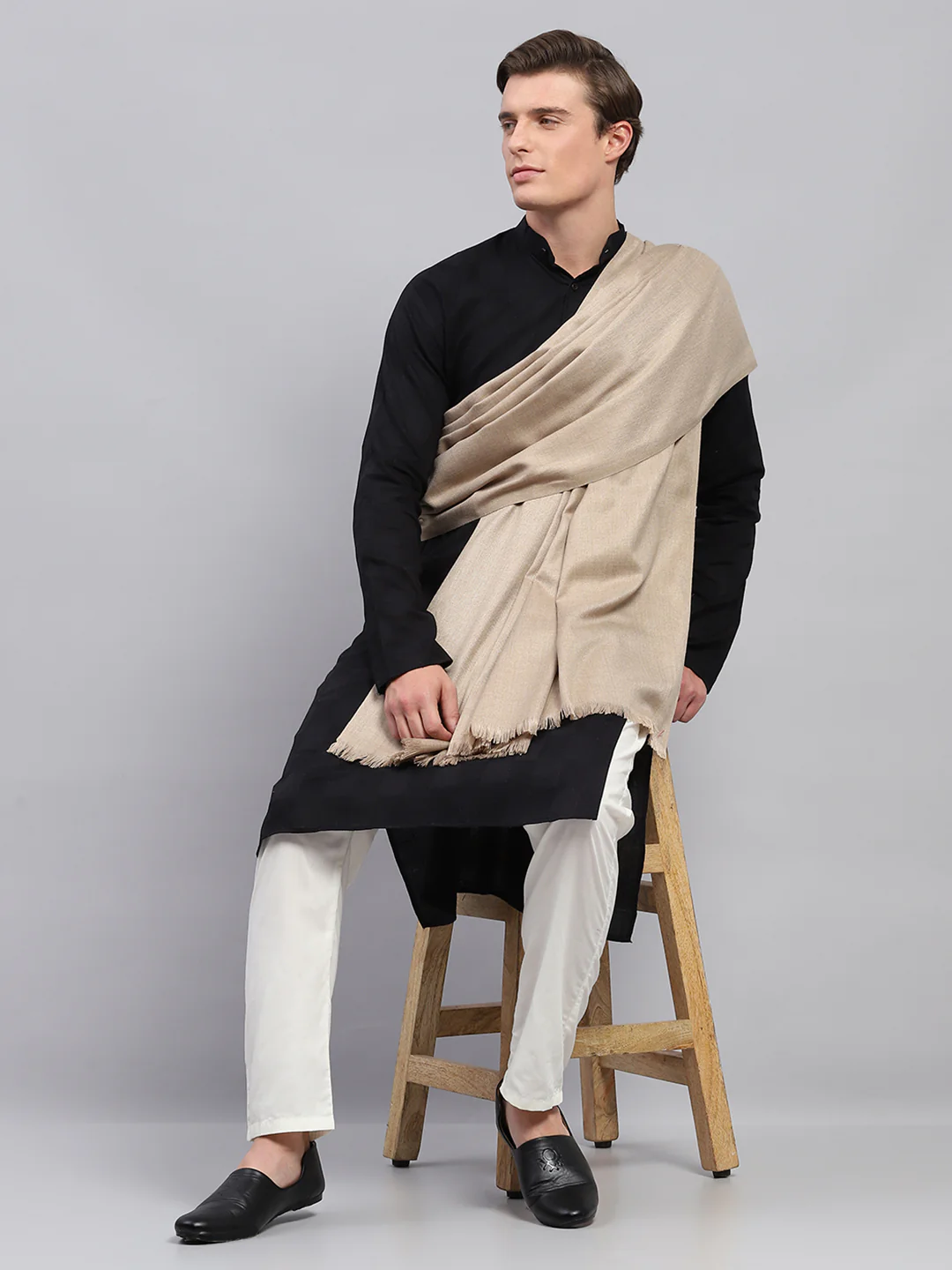 Men Beige Solid Lohi Shawl - Image 2