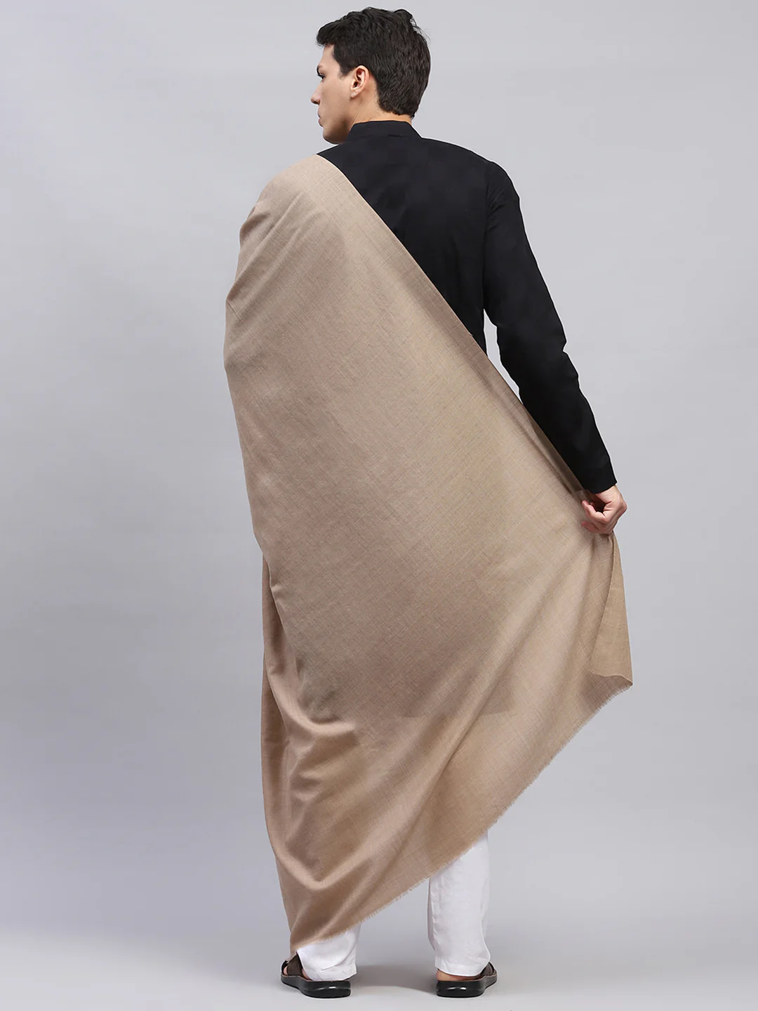Men Beige Solid Lohi Shawl - Image 5