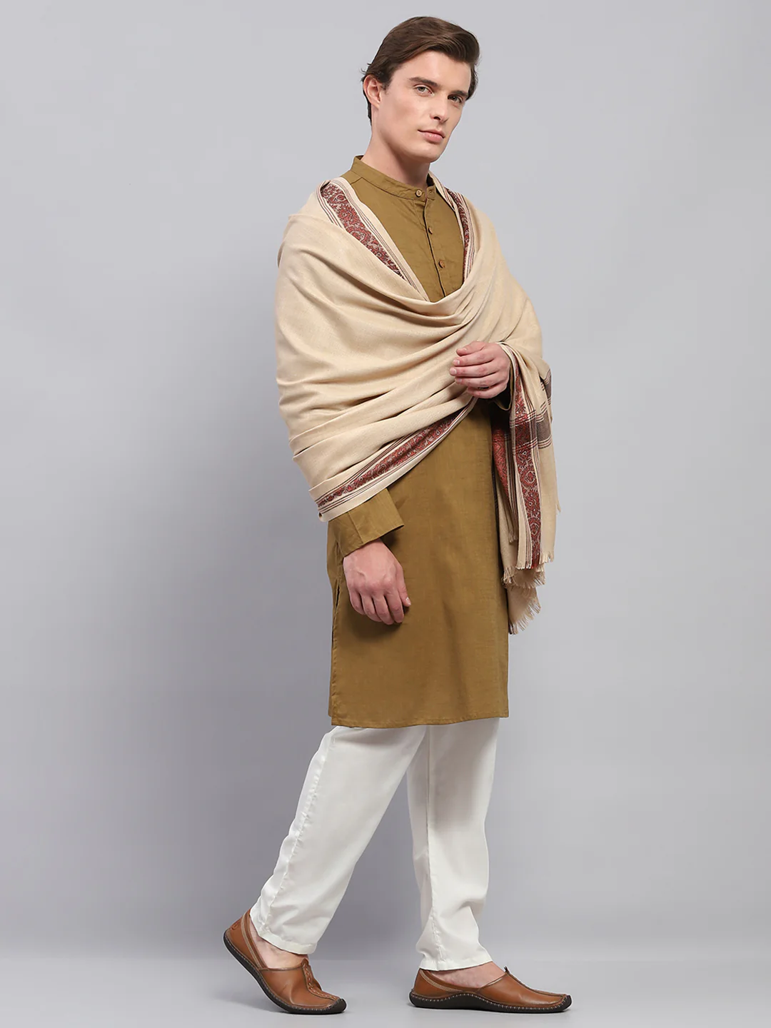 Men Beige Solid Lohi Shawl - Image 4