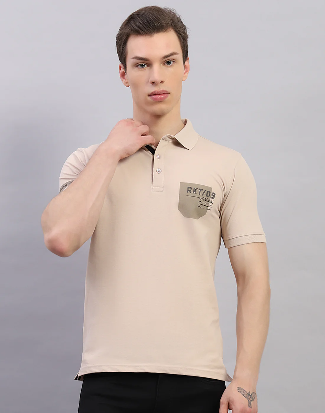 Rock.it Men Beige Solid Polo Collar Half Sleeve T-Shirt - Image 2