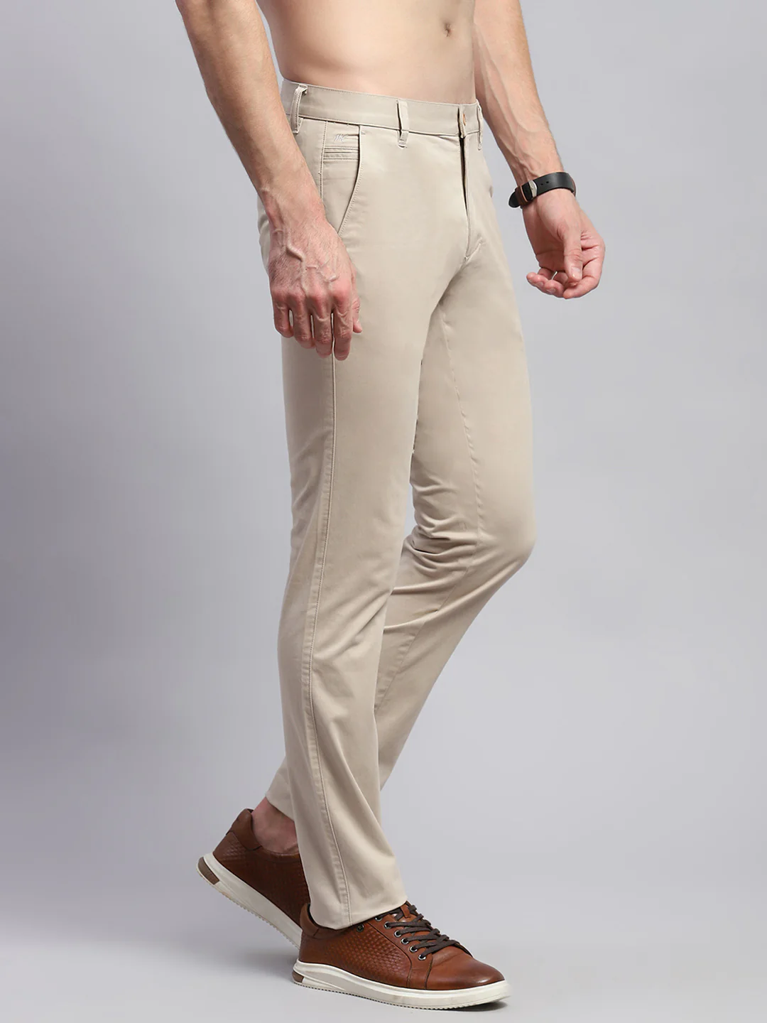 Men Beige Solid Regular Fit Trouser - Image 4