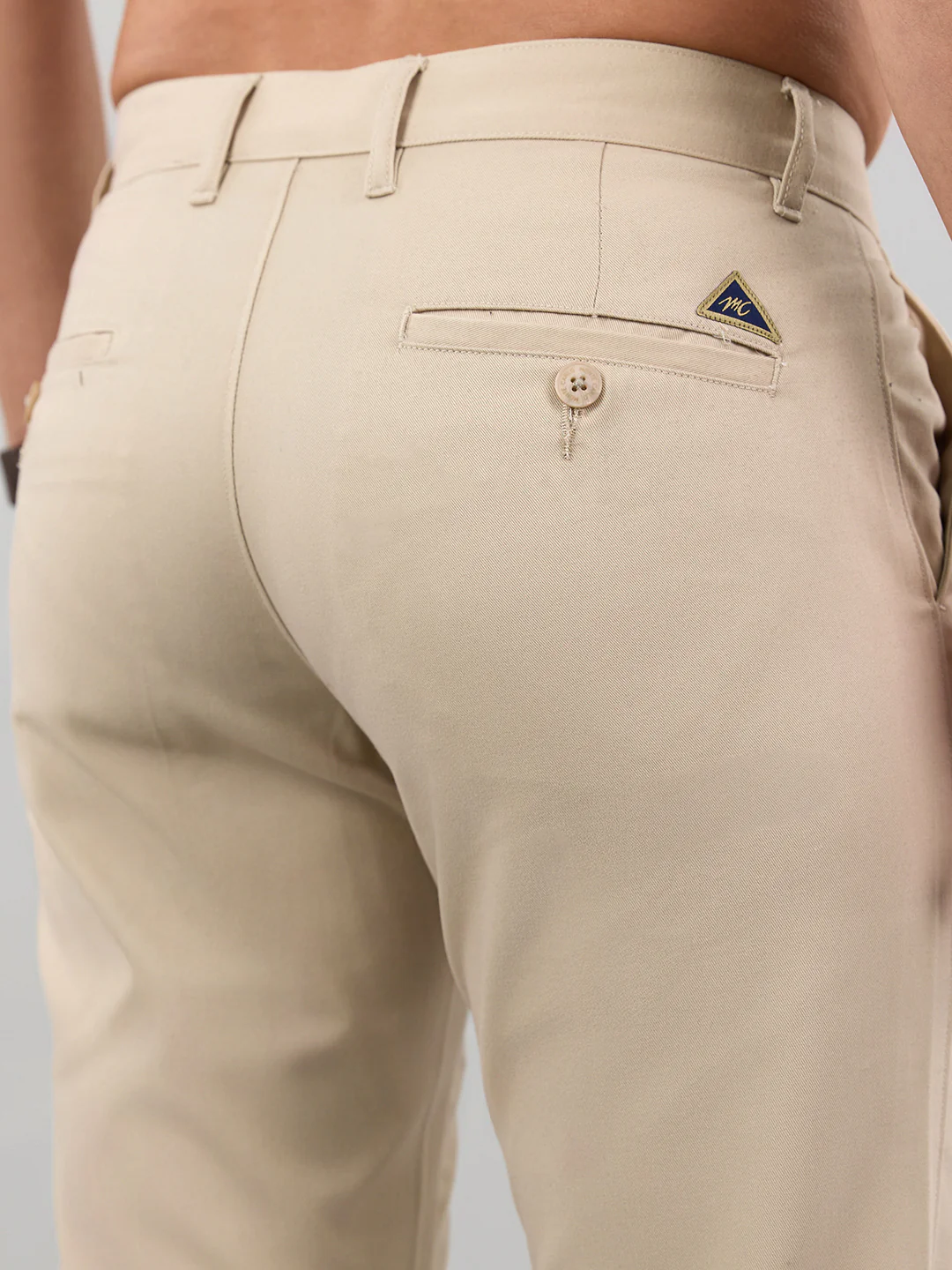 Men Beige Solid Regular Fit Trouser - Image 5