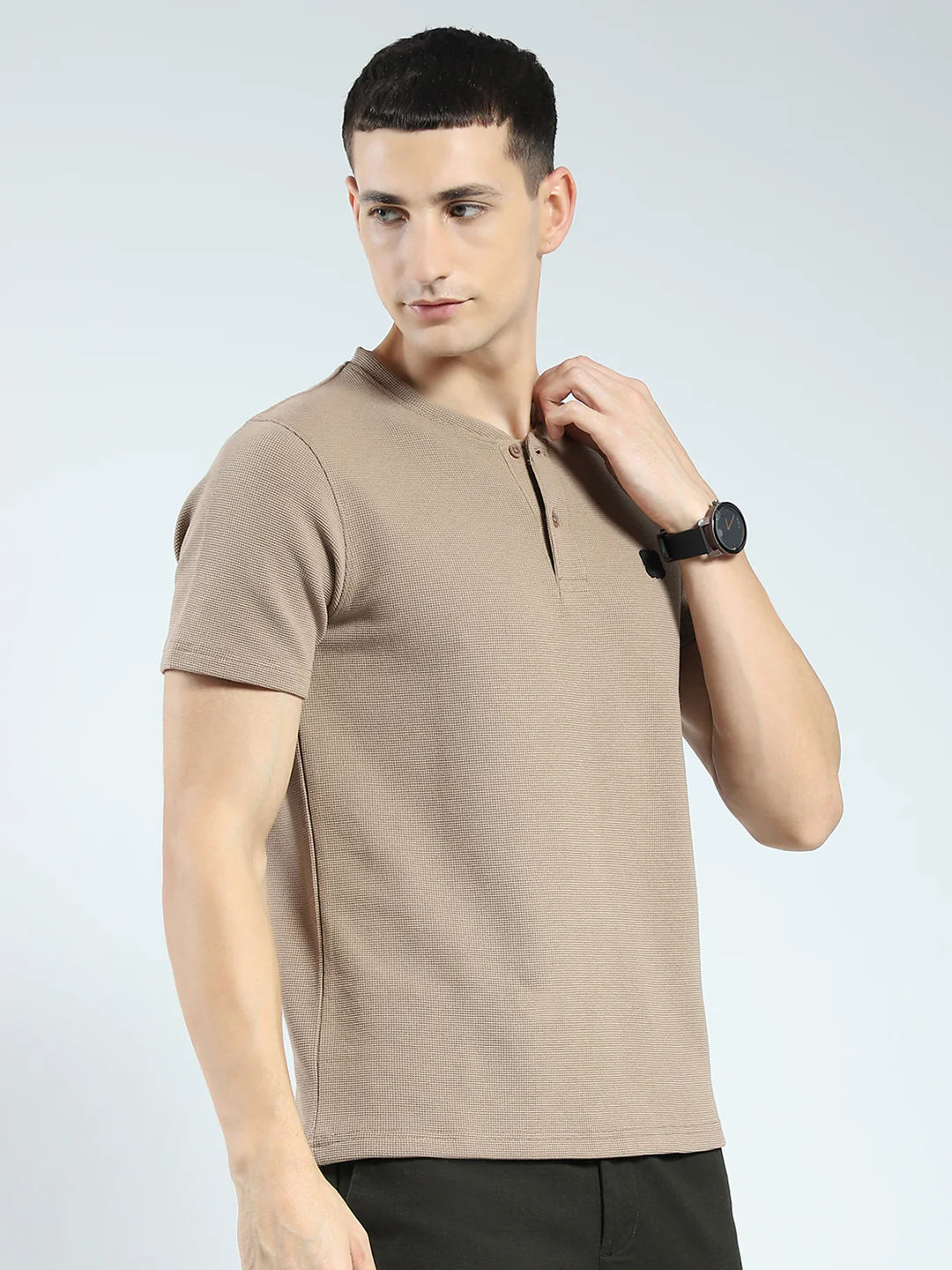 Rock.it Men Beige Solid Round Neck Half Sleeve T-Shirt - Image 4