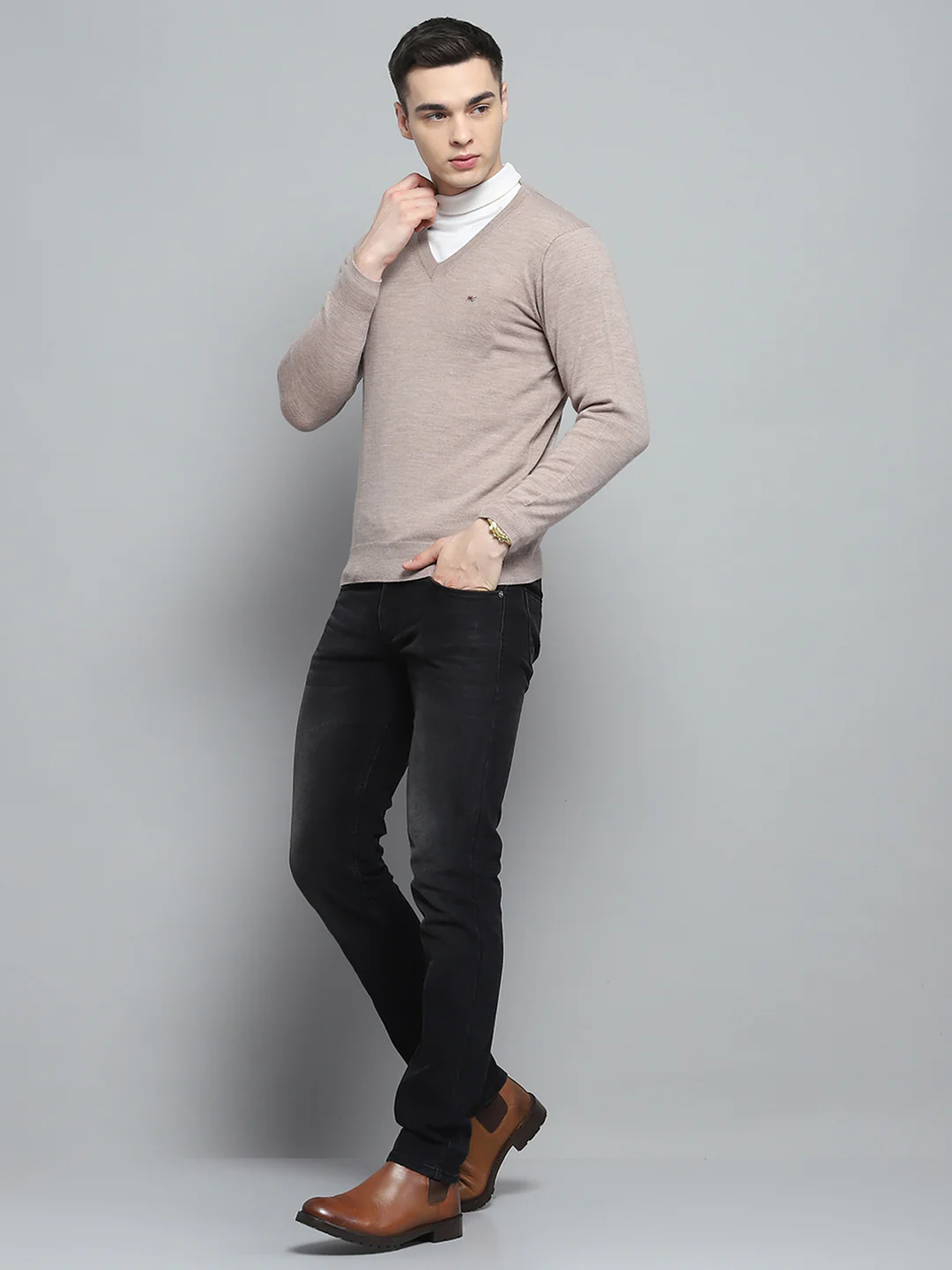 Men Beige Solid V Neck Full Sleeve Pullover - Image 2