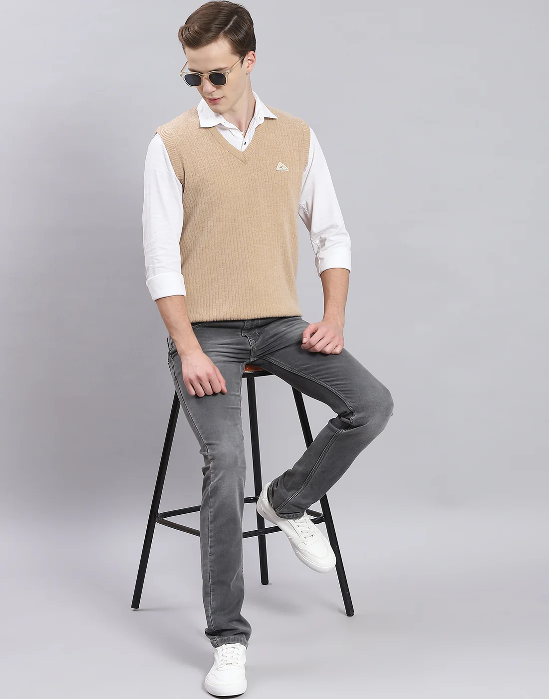 Men Beige Solid V Neck Sleeveless Sweater - Image 2