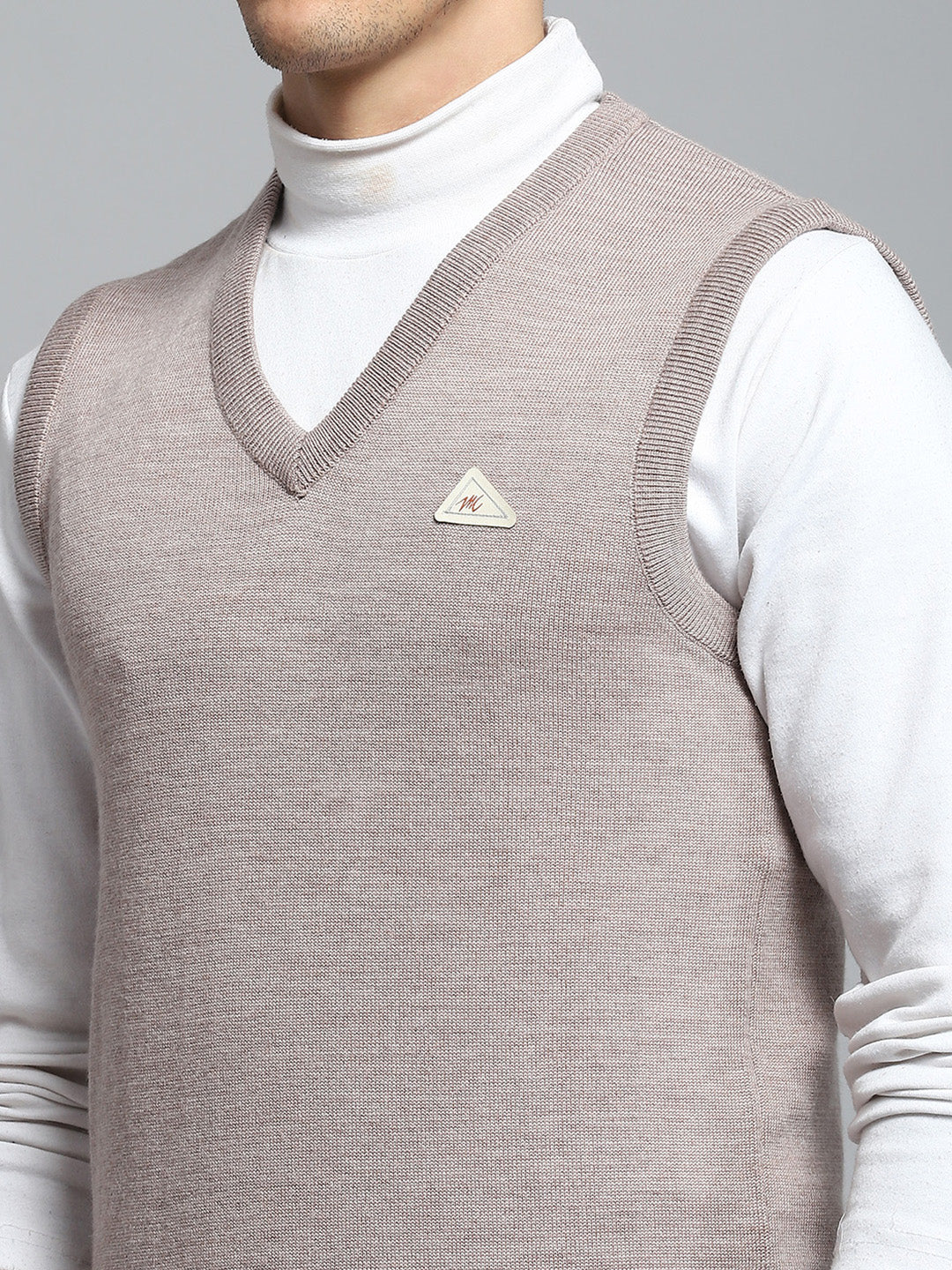 Men Beige Solid V Neck Sleeveless Sweater - Image 6