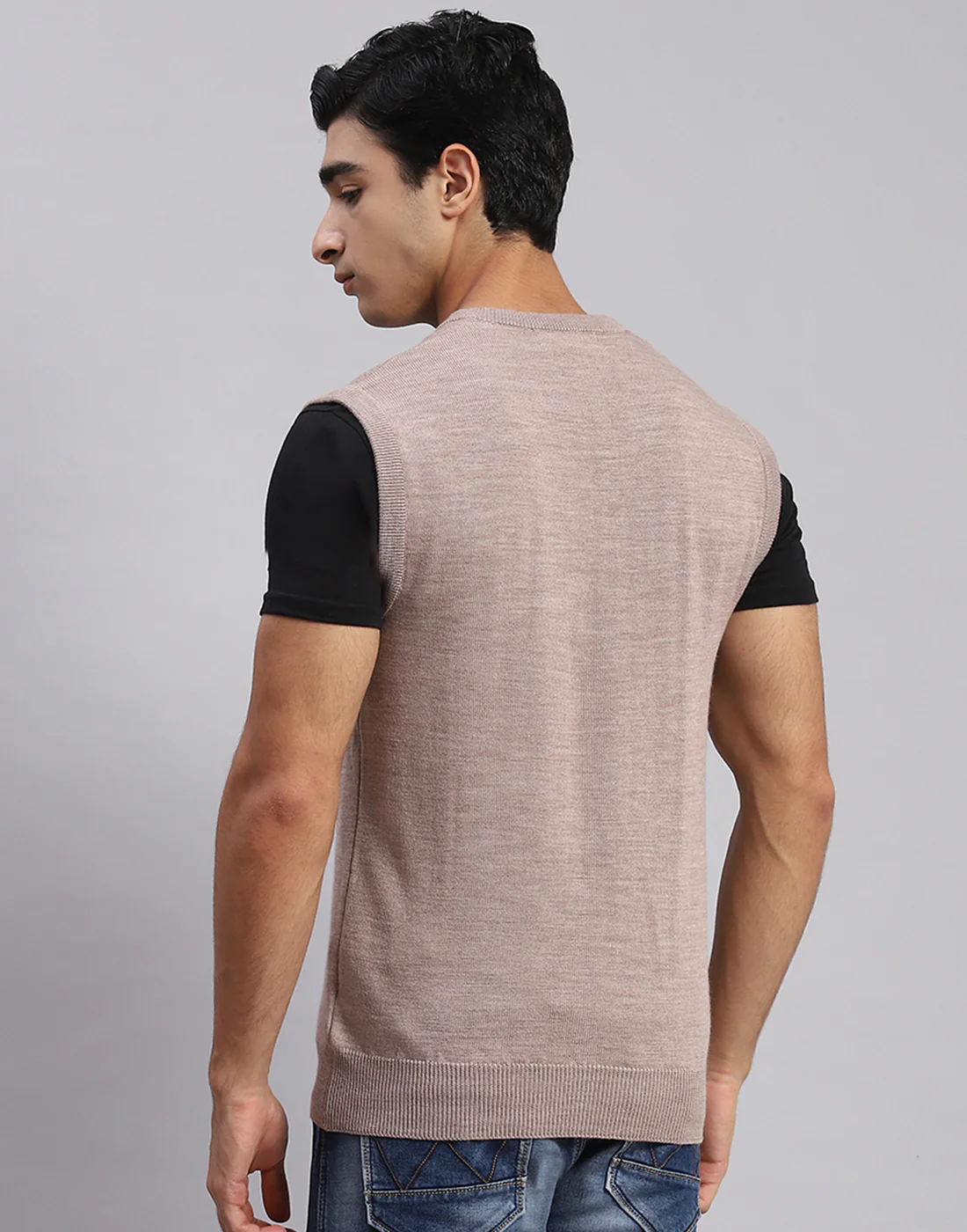 Men Beige Solid V Neck Sleeveless Sweaters/Pullovers - Image 4