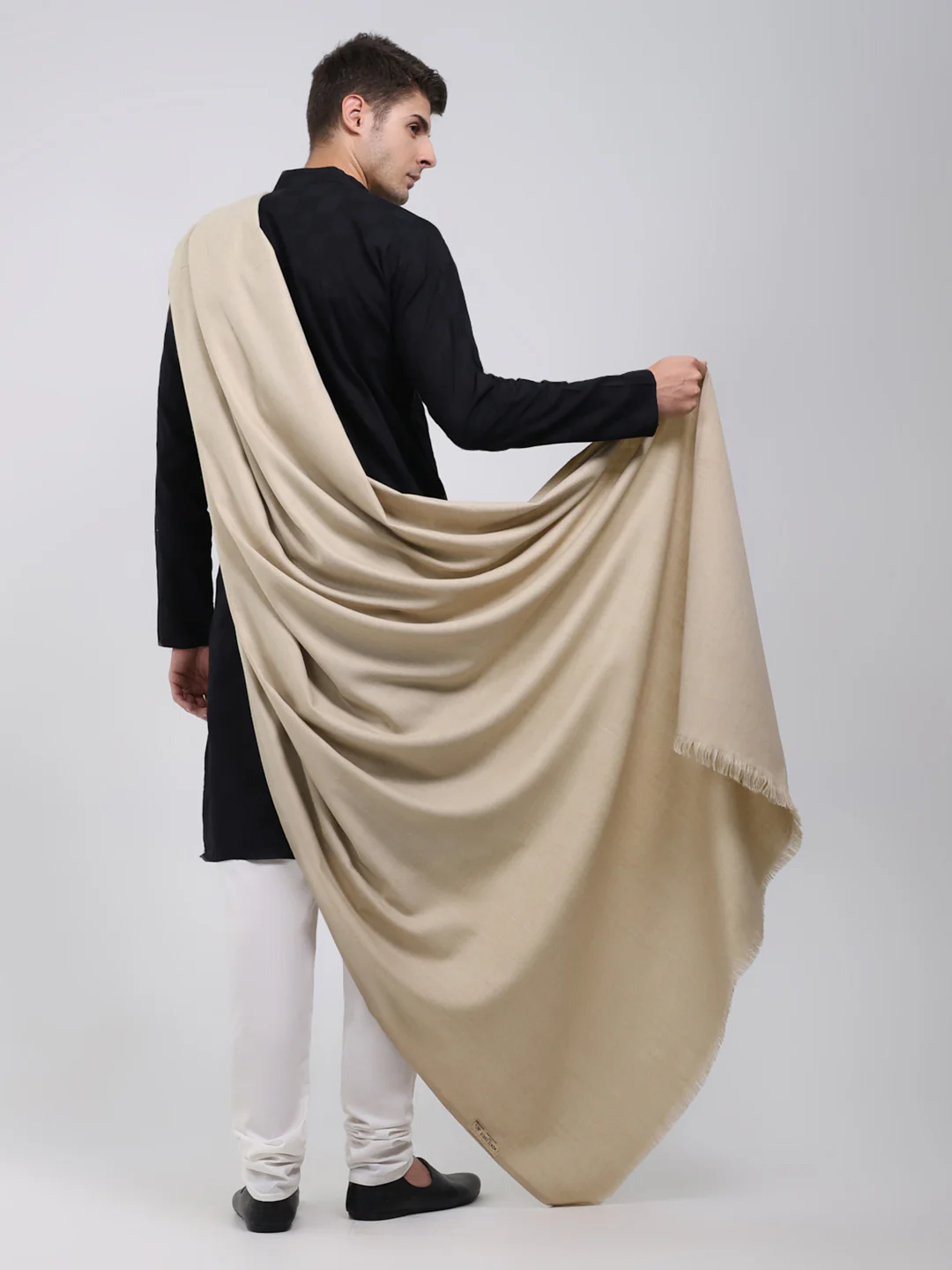 Men Beige Solid Wool Blend Lohi Shawl - Image 5