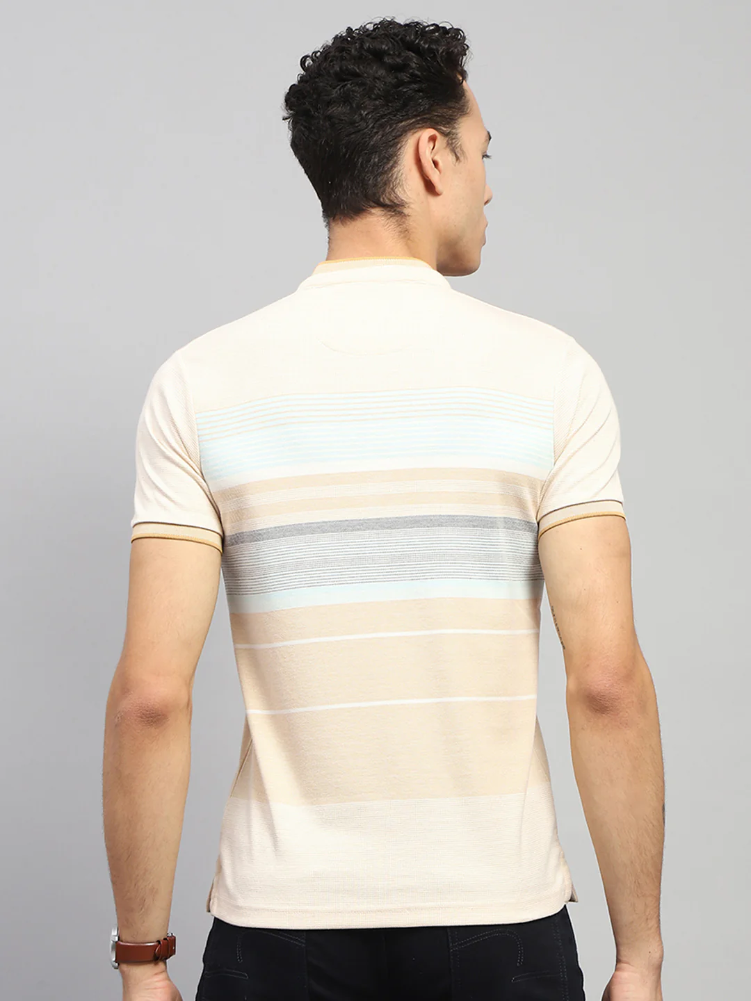 Men Beige Stripe Band Collar Half Sleeve T-Shirt - Image 5