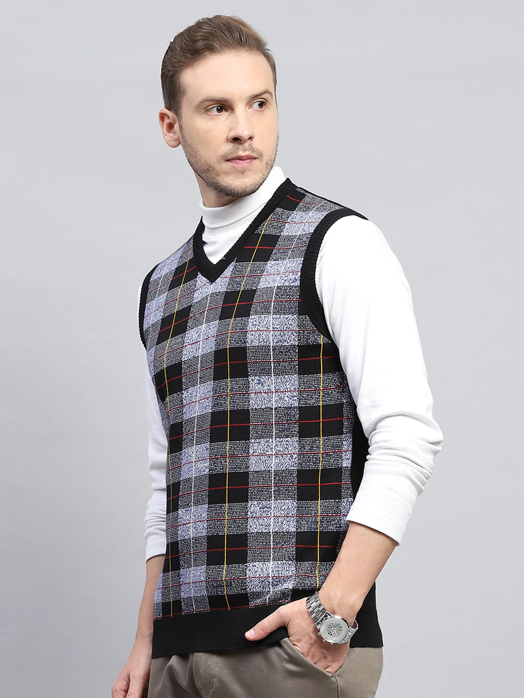 Men Black Check V Neck Sleeveless Sweater - Image 3