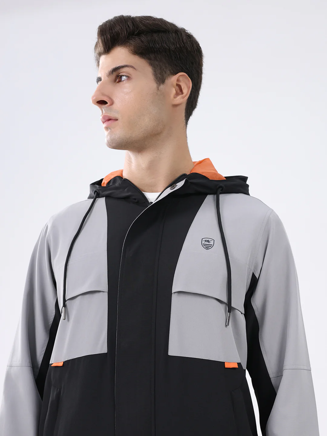 Men Black Colourblocked Hooded Full Sleeve Jacket - Image 7