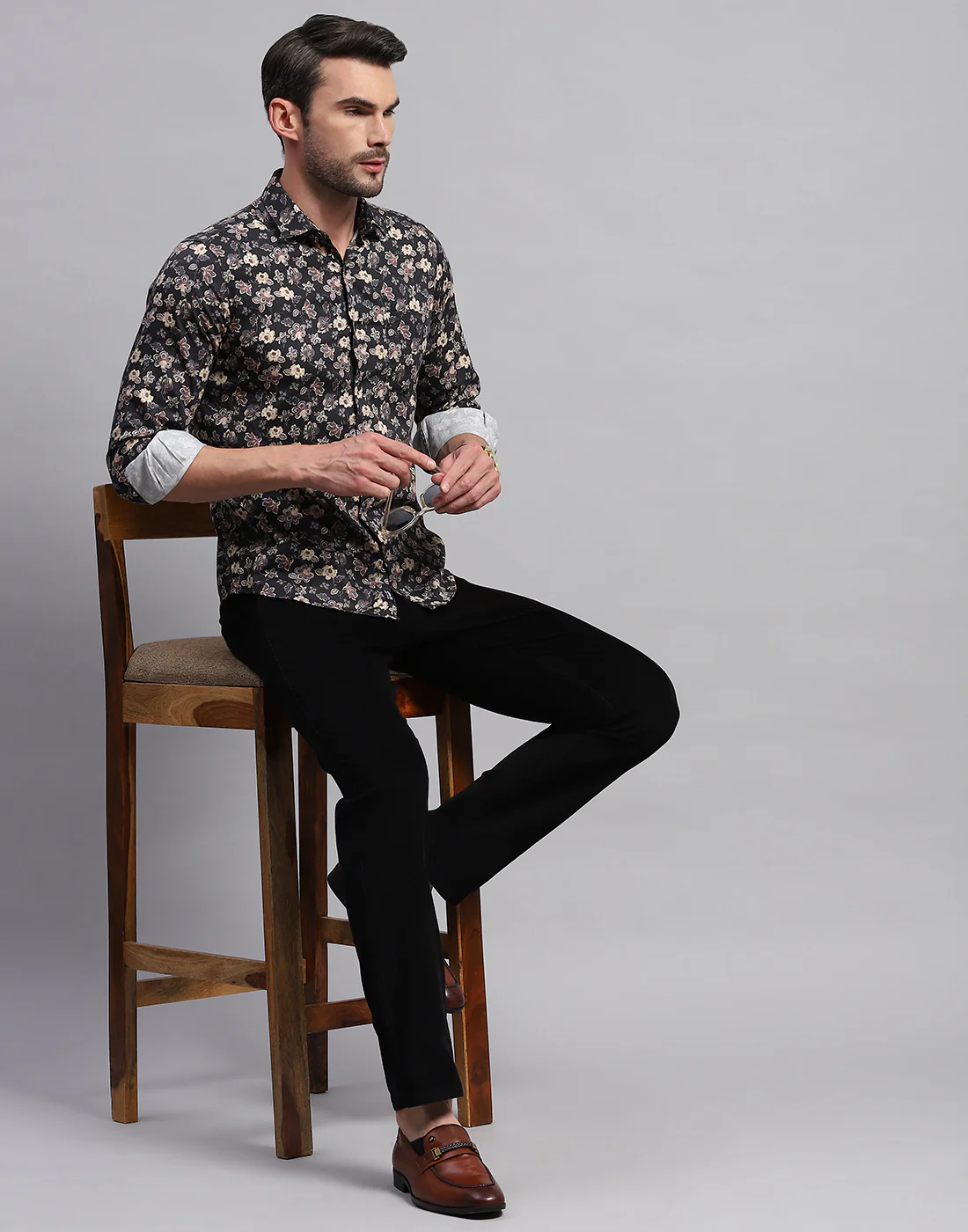 Men Black Floral Print Collar Neck Full Sleeve Shirt - Image 2