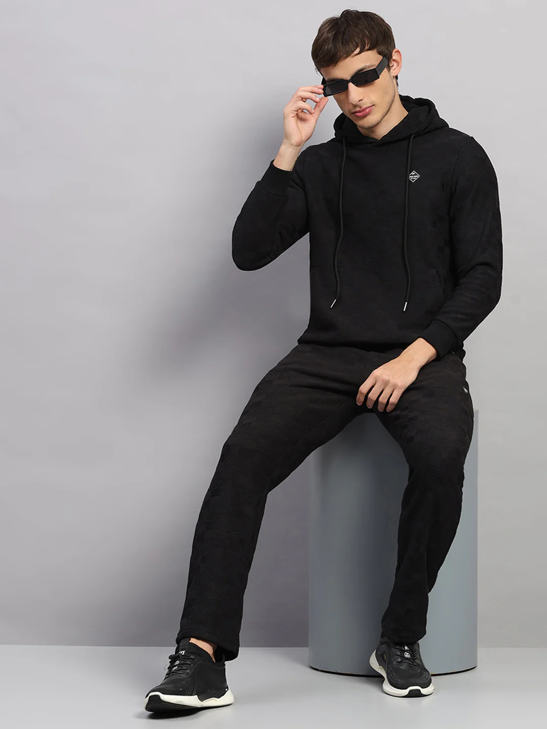Men Black Jaquard Collar Full Sleeve Winter Tracksuit - Image 2