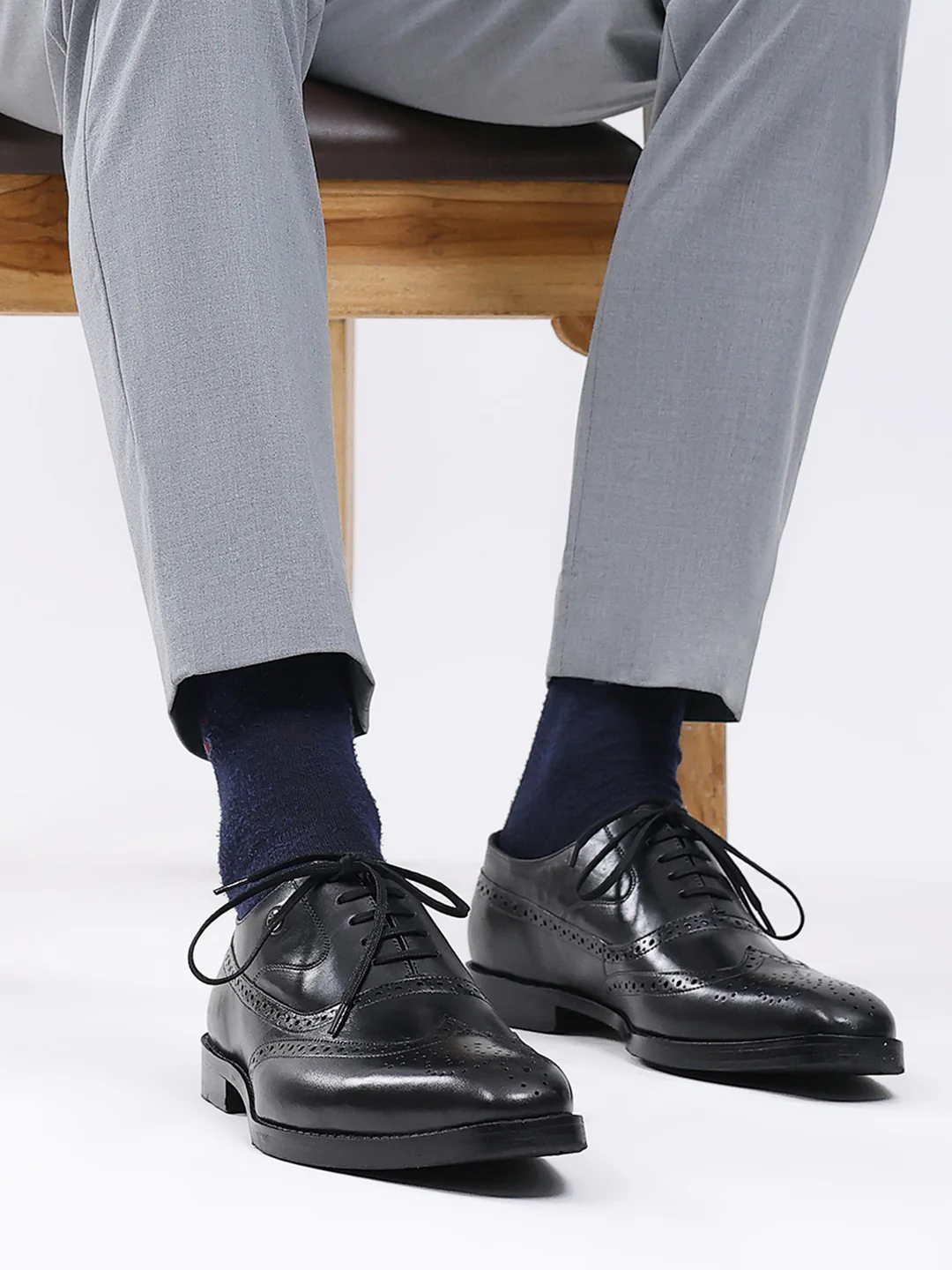 Men Black Lace Up Leather Formal Brogues - Image 10