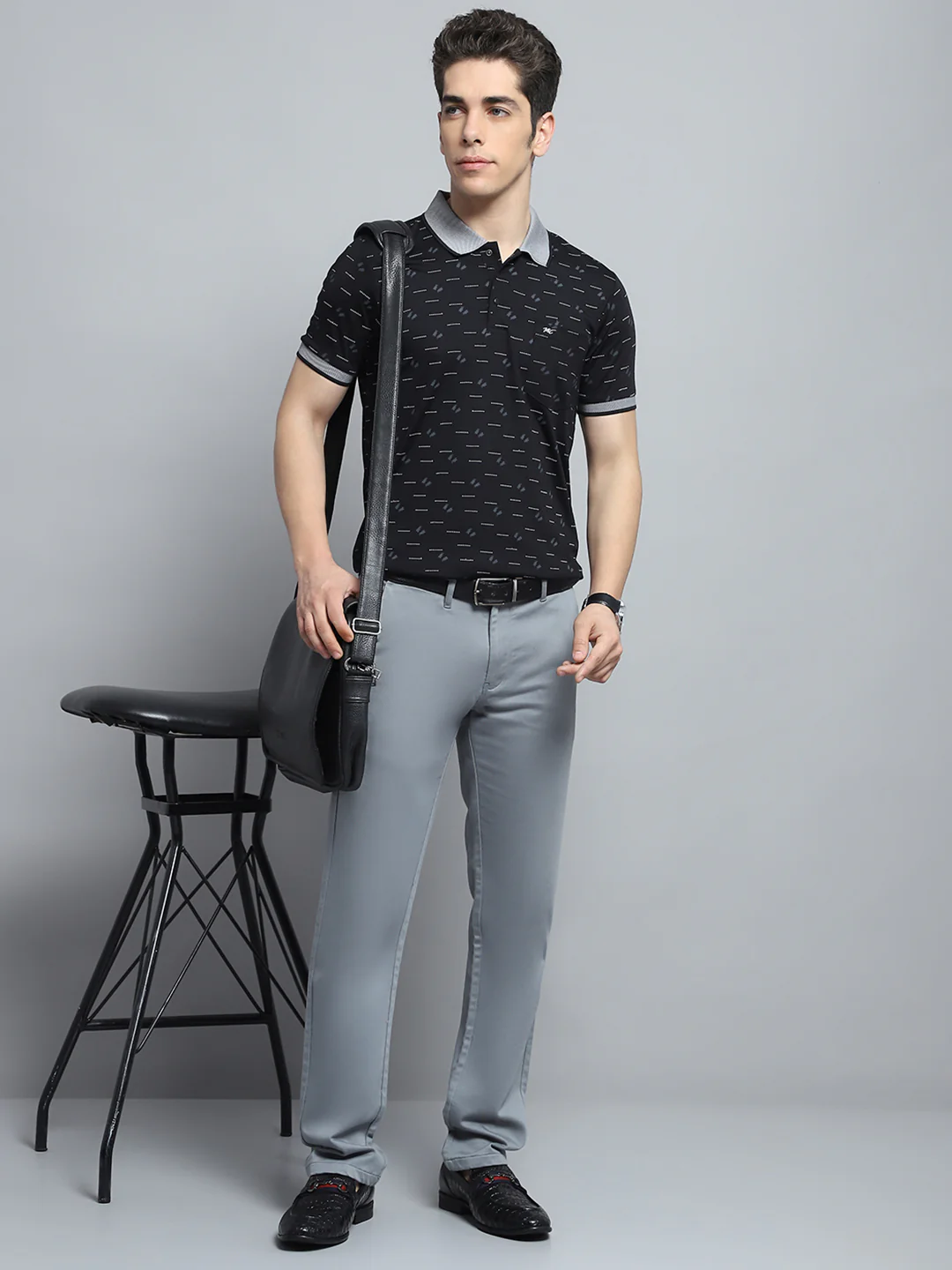 Men Black Printed Collar Half Sleeve T-Shirt - Image 2