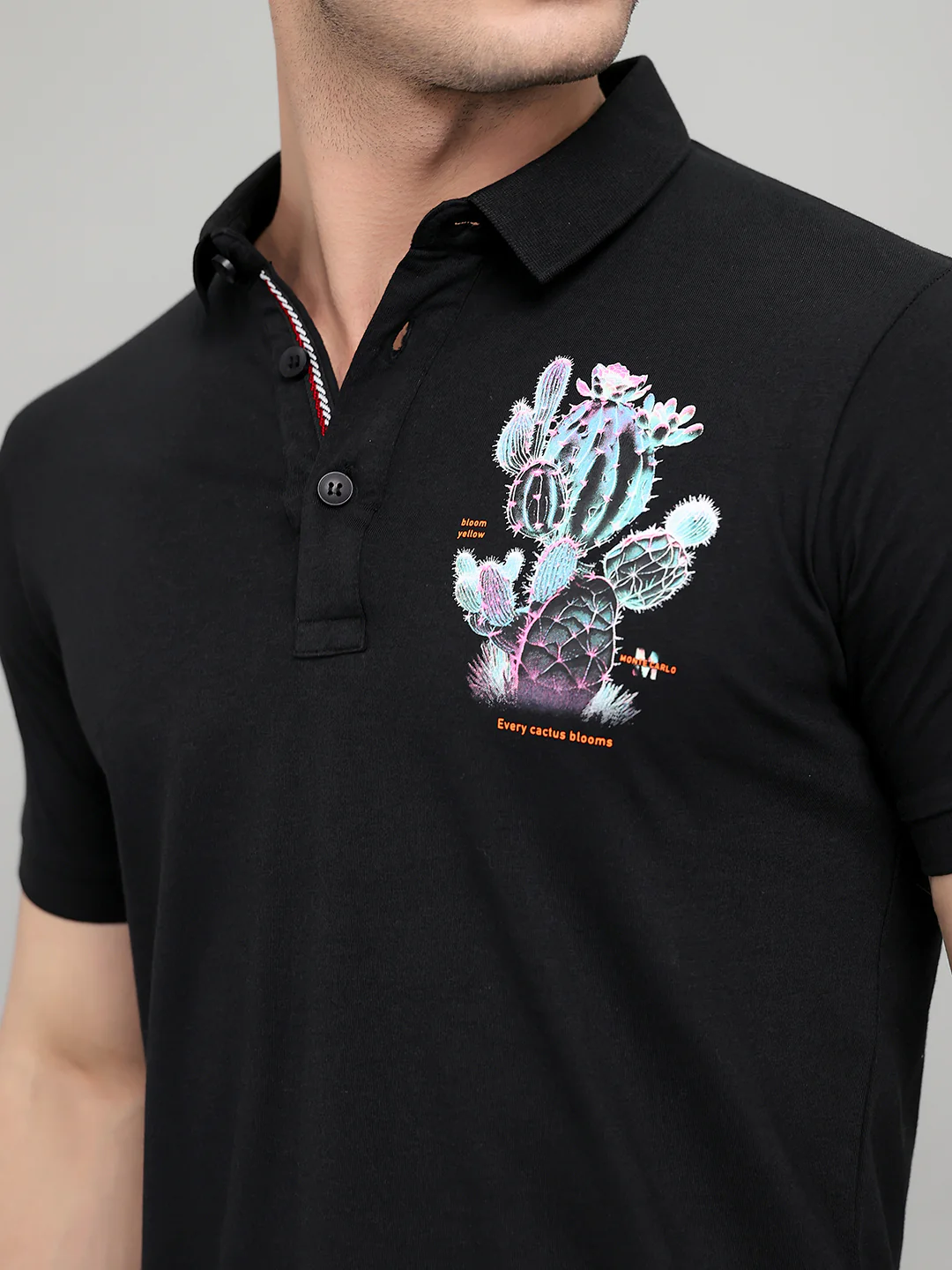 Men Black Printed Collar Half Sleeve T-Shirt - Image 4