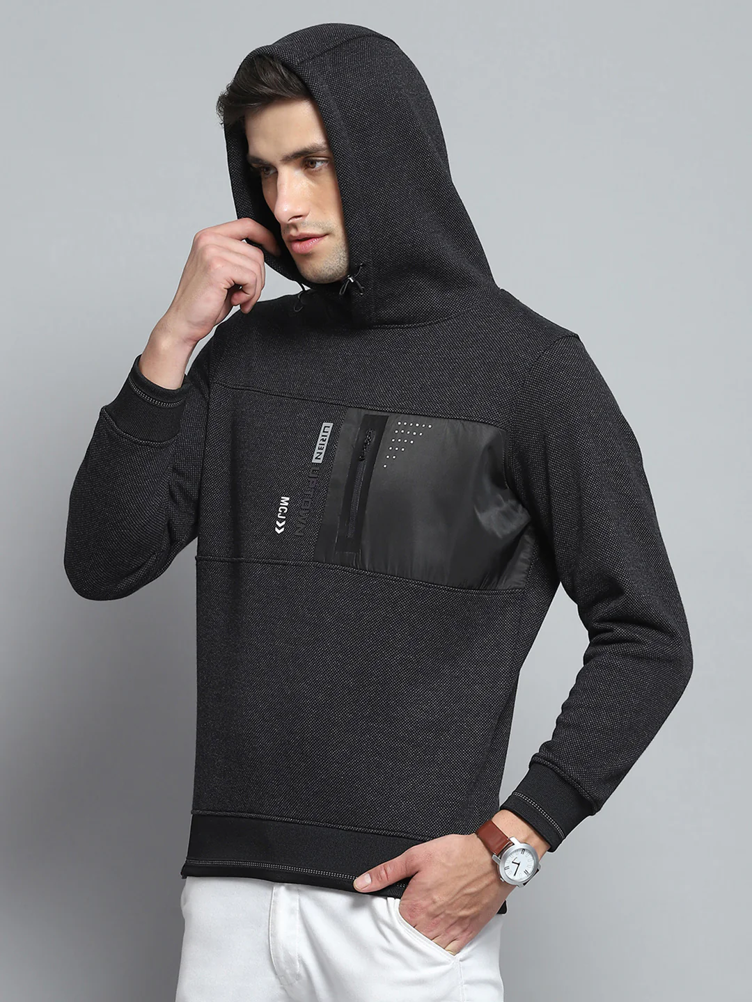 Men Black Printed Hooded Full Sleeve Sweatshirt - Image 6