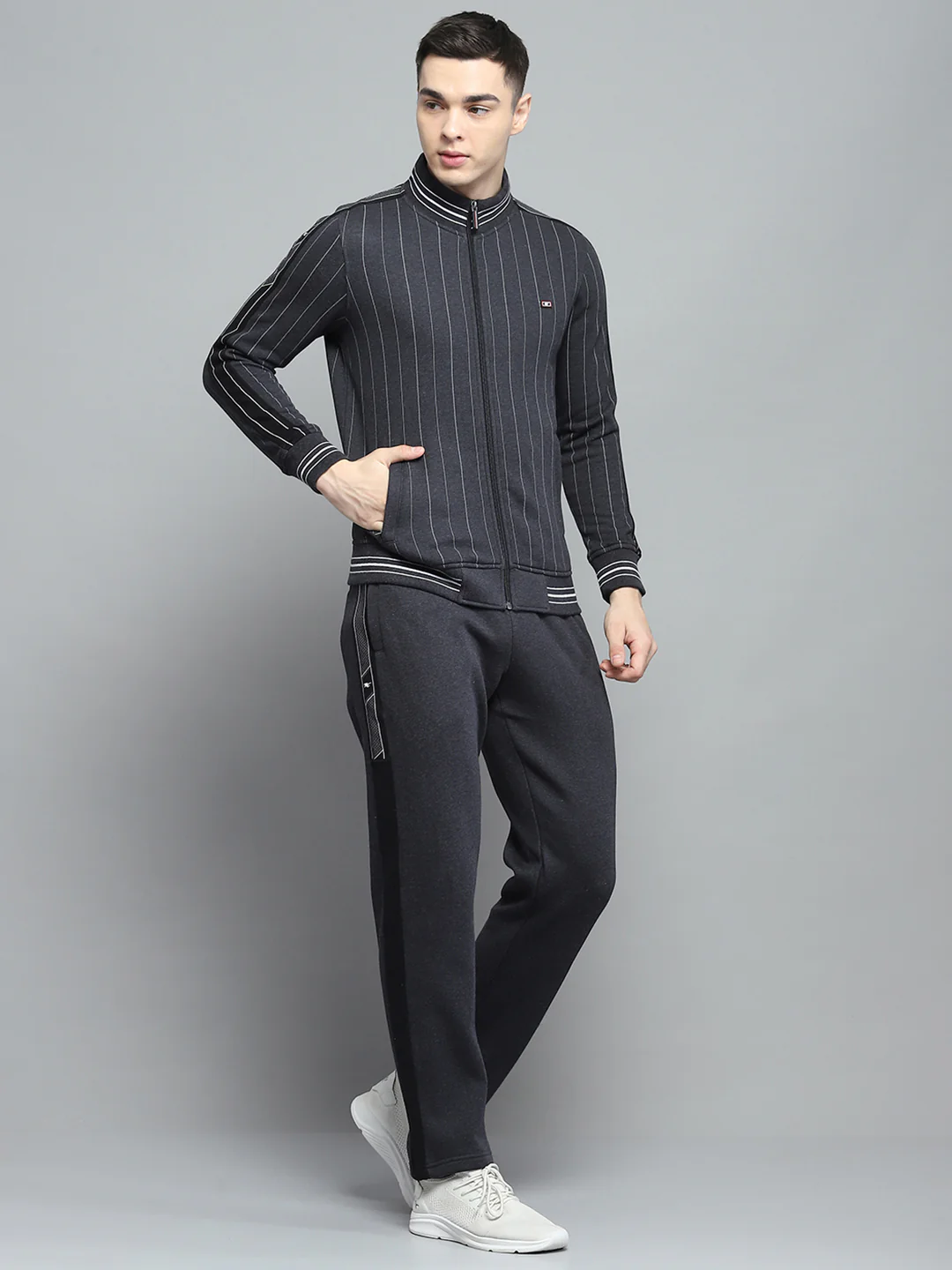 Men Black Printed Mock Neck Full Sleeve Winter Tracksuit - Image 4