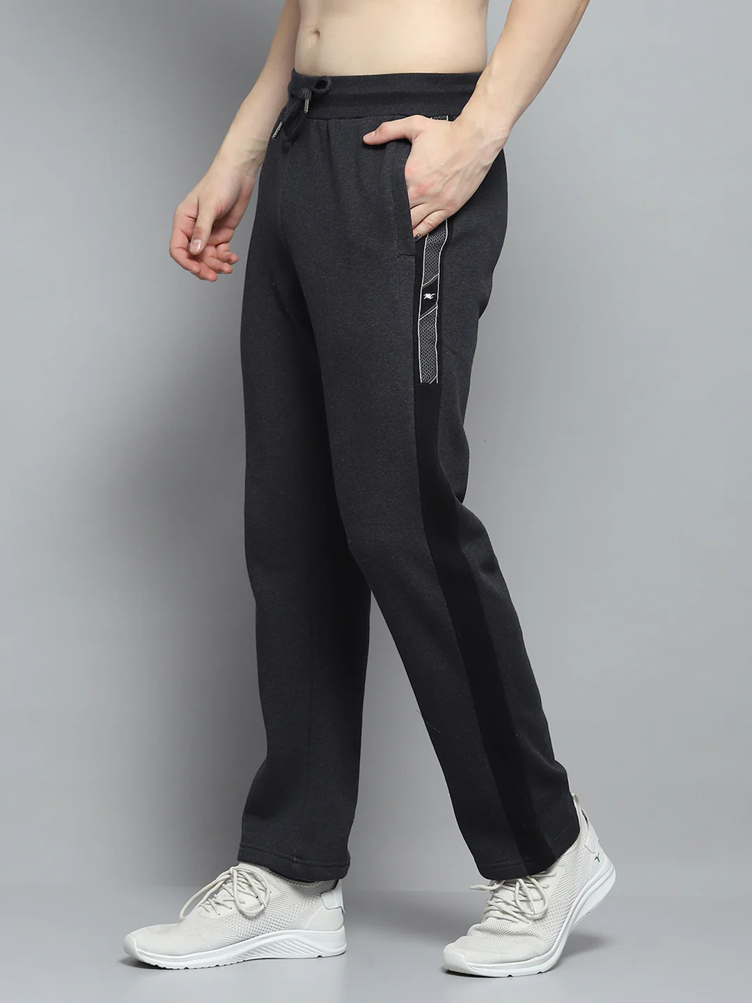 Men Black Printed Mock Neck Full Sleeve Winter Tracksuit - Image 7