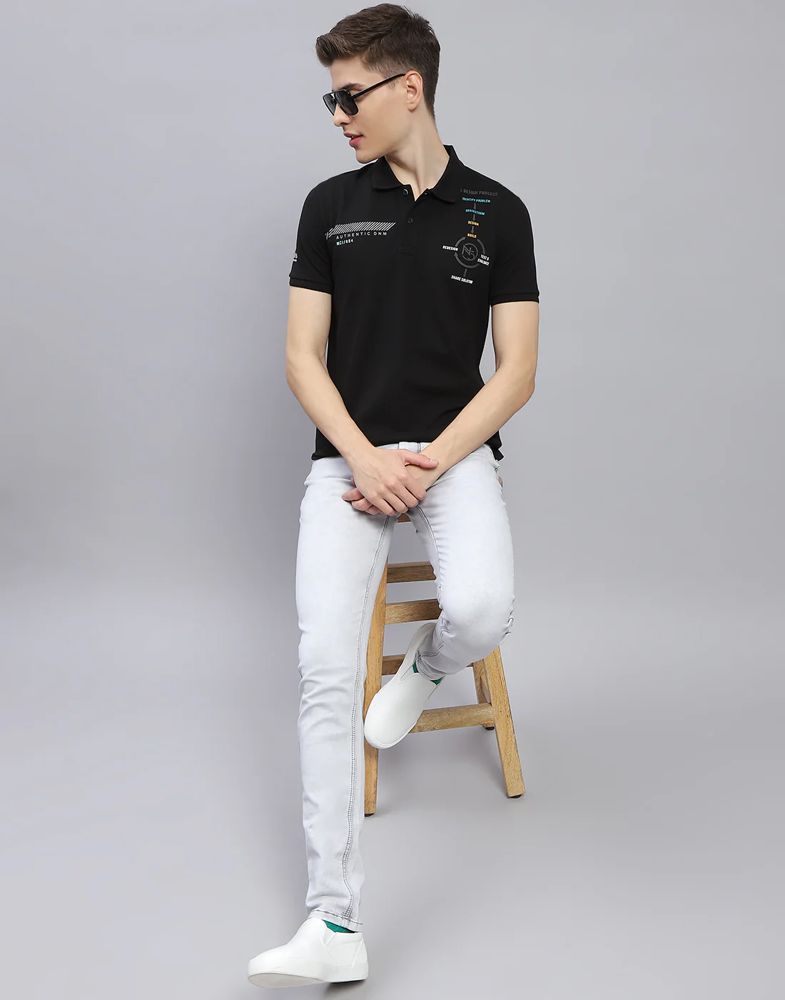 Men Black Printed Polo Collar Half Sleeve T-Shirt - Image 2