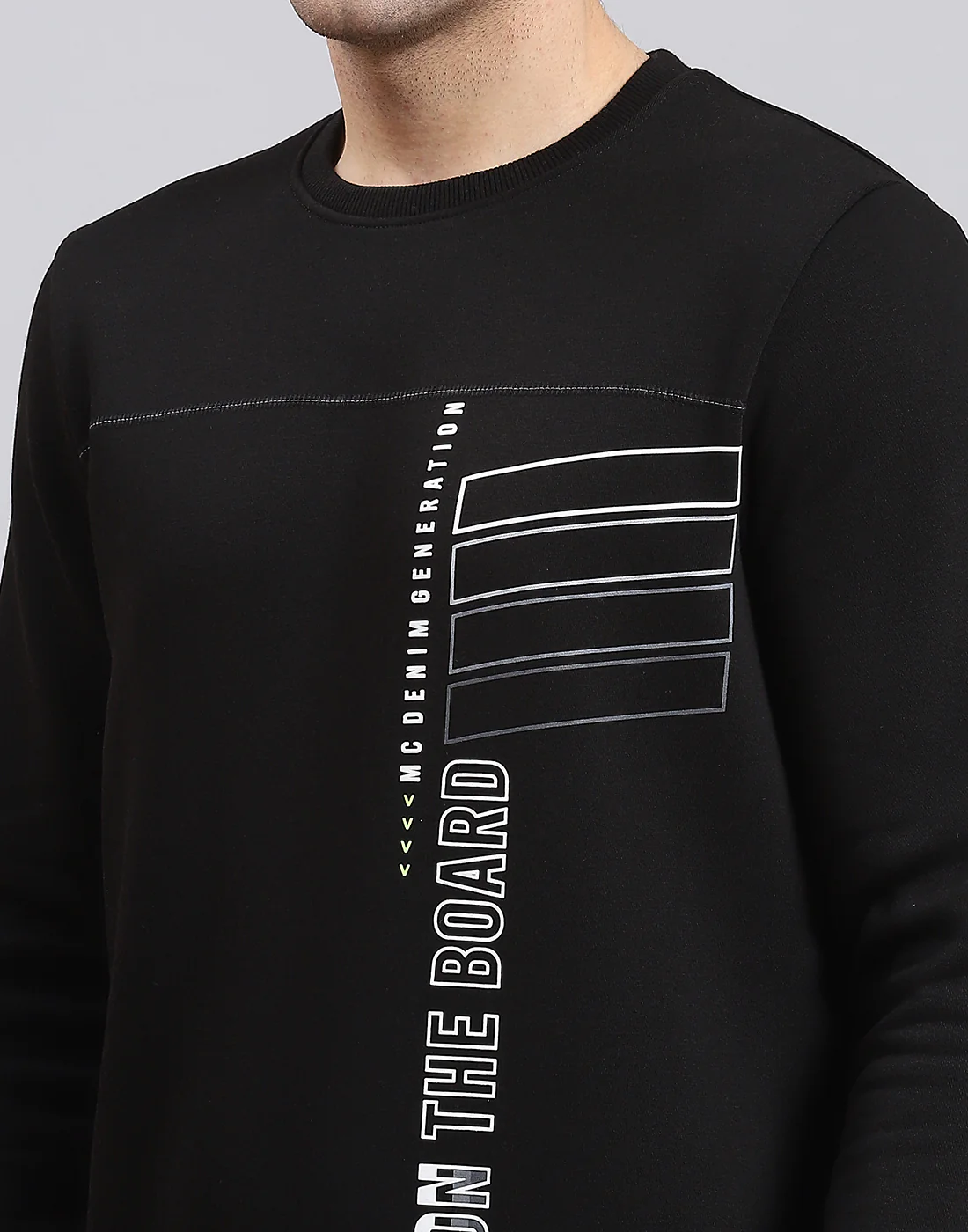 Men Black Printed Round Neck Full Sleeve Sweatshirt - Image 7