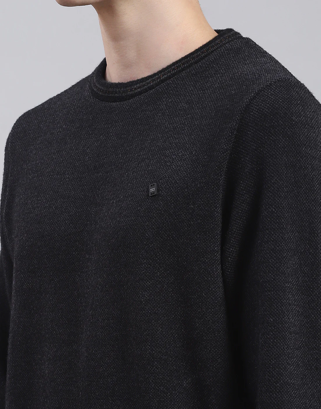 Men Black Printed Round Neck Full Sleeve Sweatshirt - Image 7